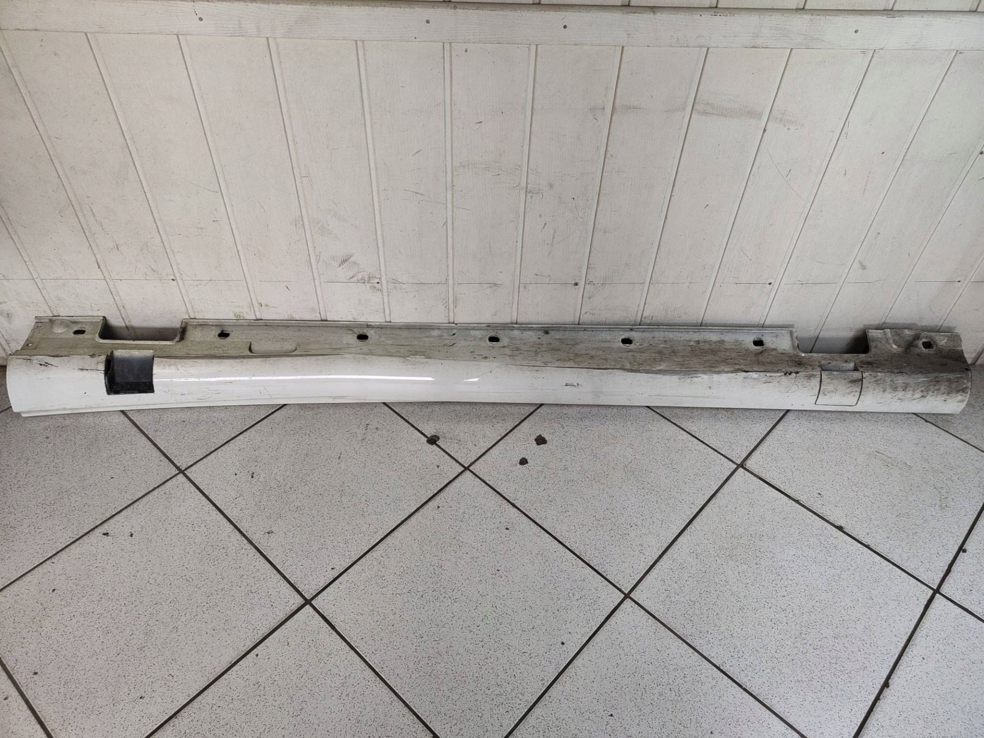 moulding threshold exterior left side Mercedes-Benz E w212 W212 2011