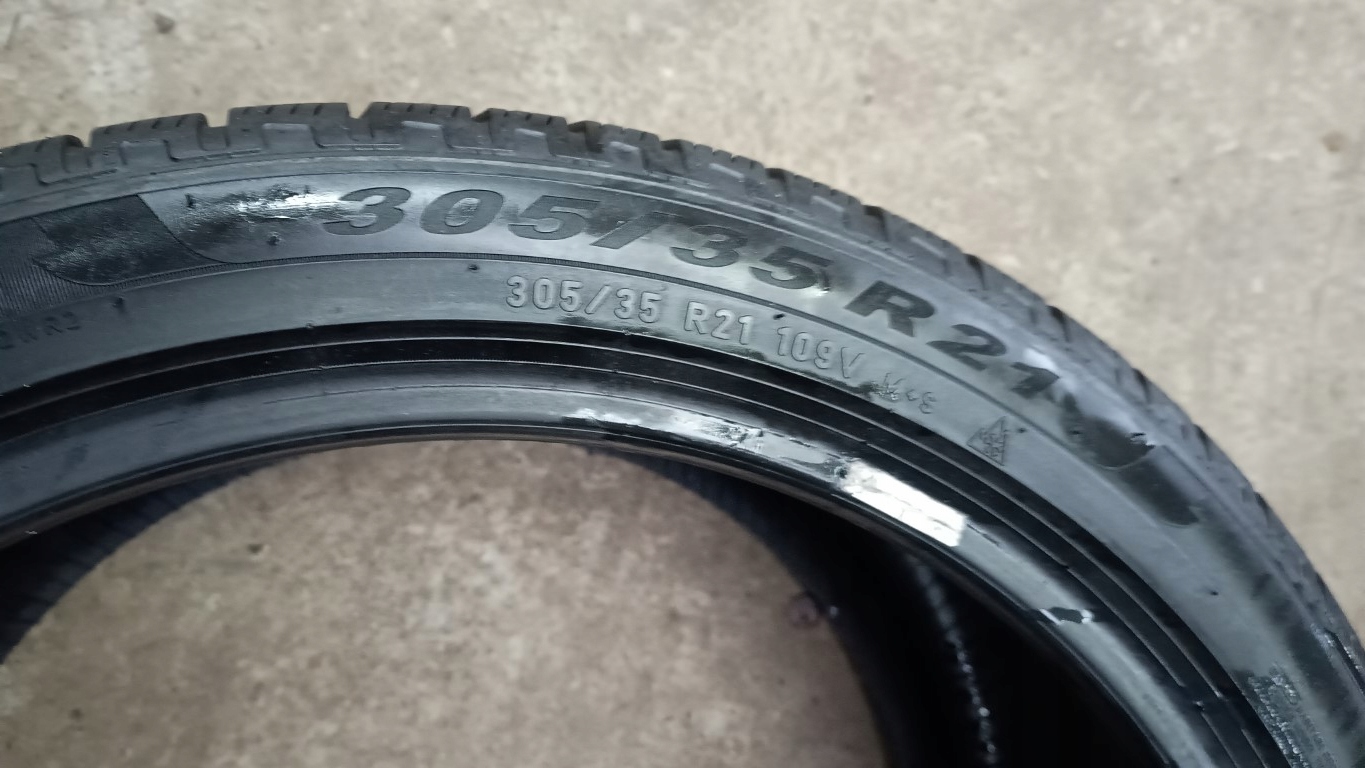 305/35R21 (034) PIRELLI SCORPION WINTER. 5mm Marka Pirelli