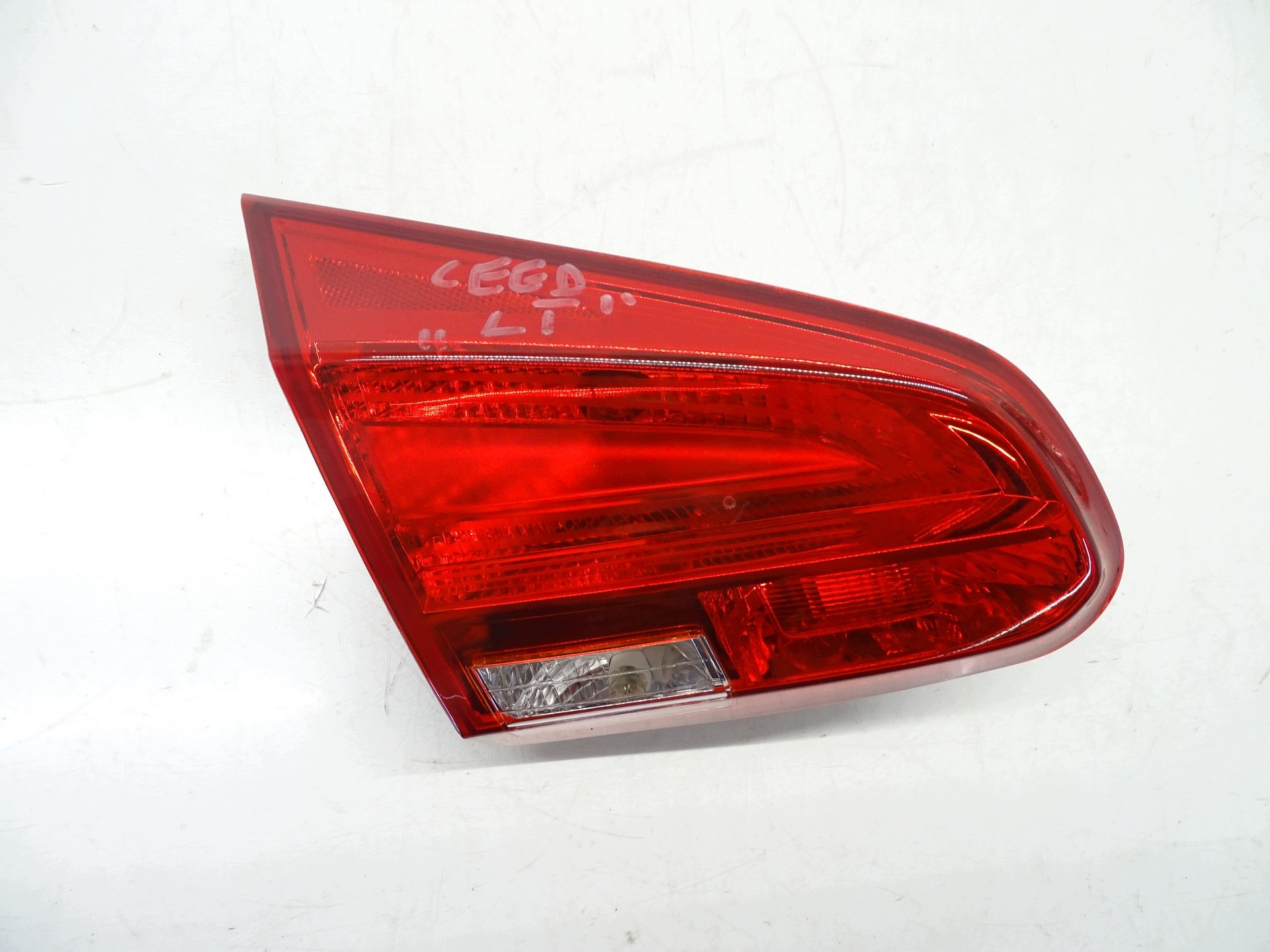 light left rear part to the bonnet KIA CEED II