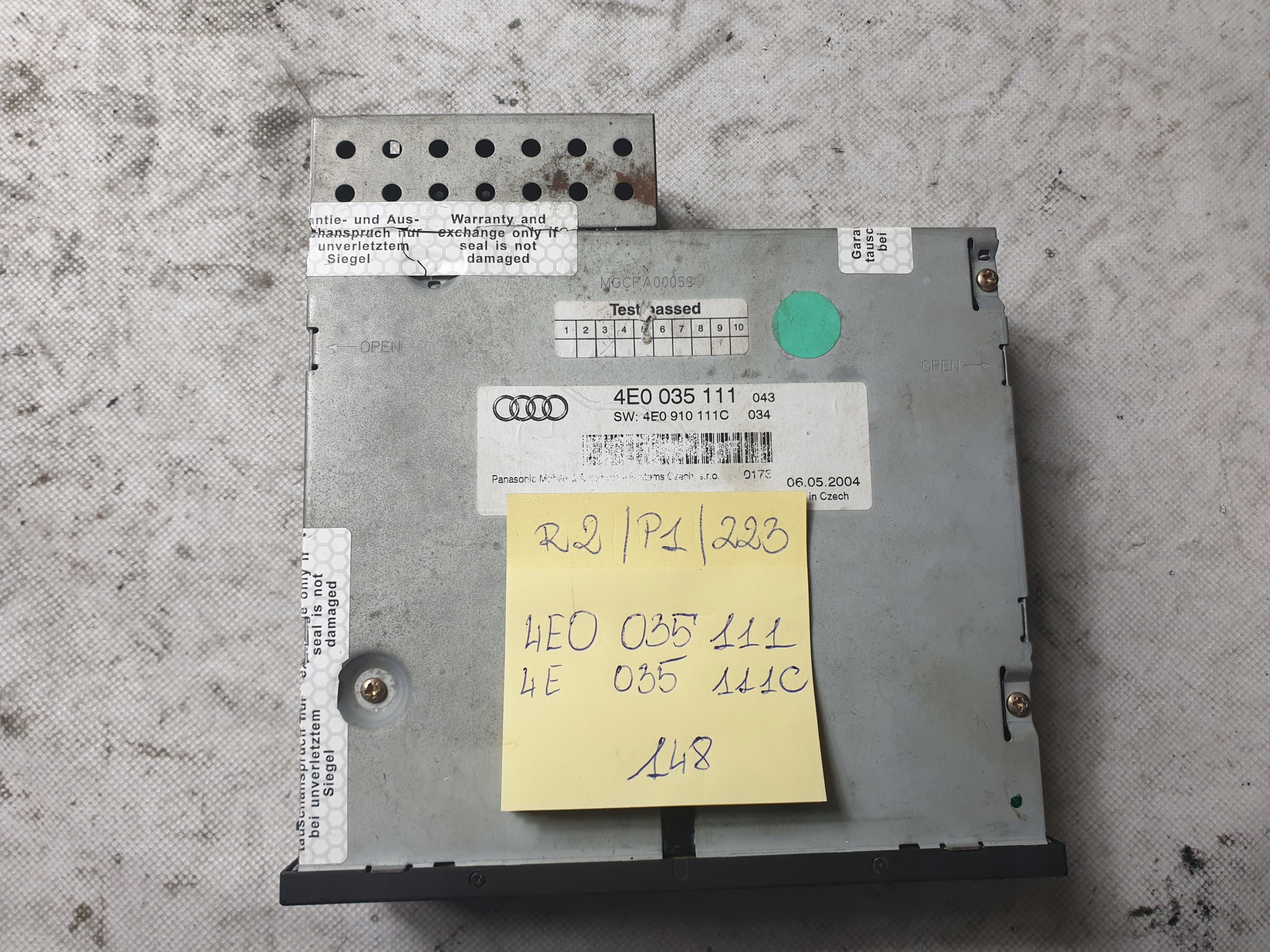 AUDI A6 C6 ZMIENIARKA PŁYT CD 4E0035111