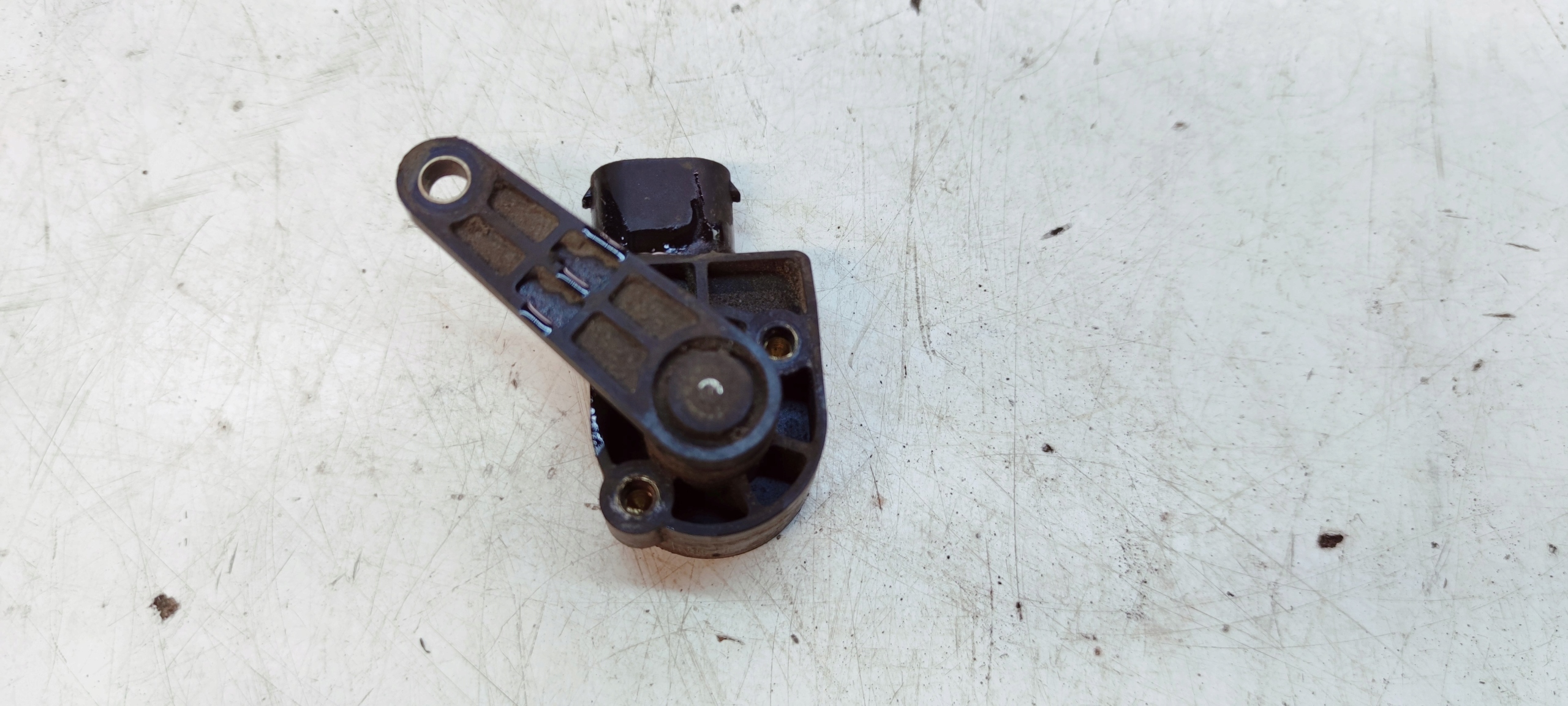 Sensor POZIOMOWANIA Leuchten Achsträgers AUDI A6 C6 A8 D3 Q7 4E0907503C