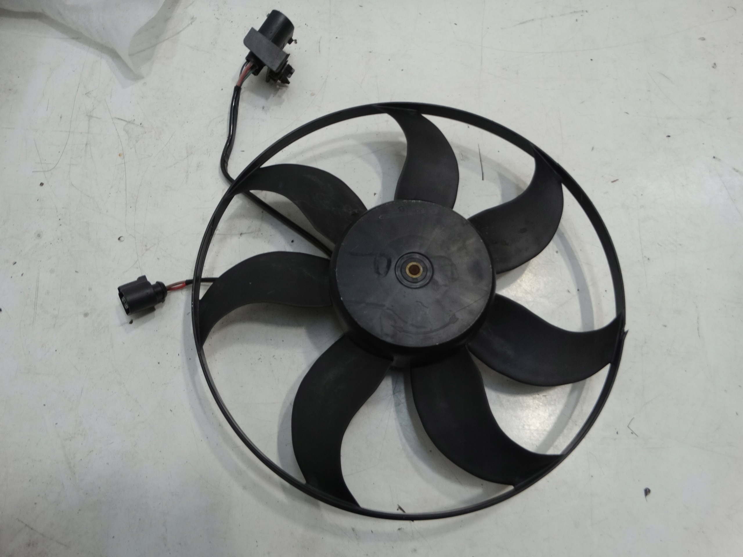 ventilátor chladiče vrtule GOLF V AUDI A3 PASSAT B6 1K0959455P