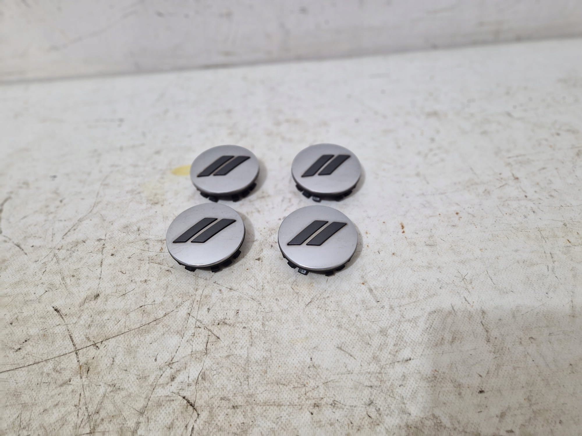 DODGE CHARGER CHALLENGER 2019- cap discs MOPAR 63 MM 6CZ27TRMAA