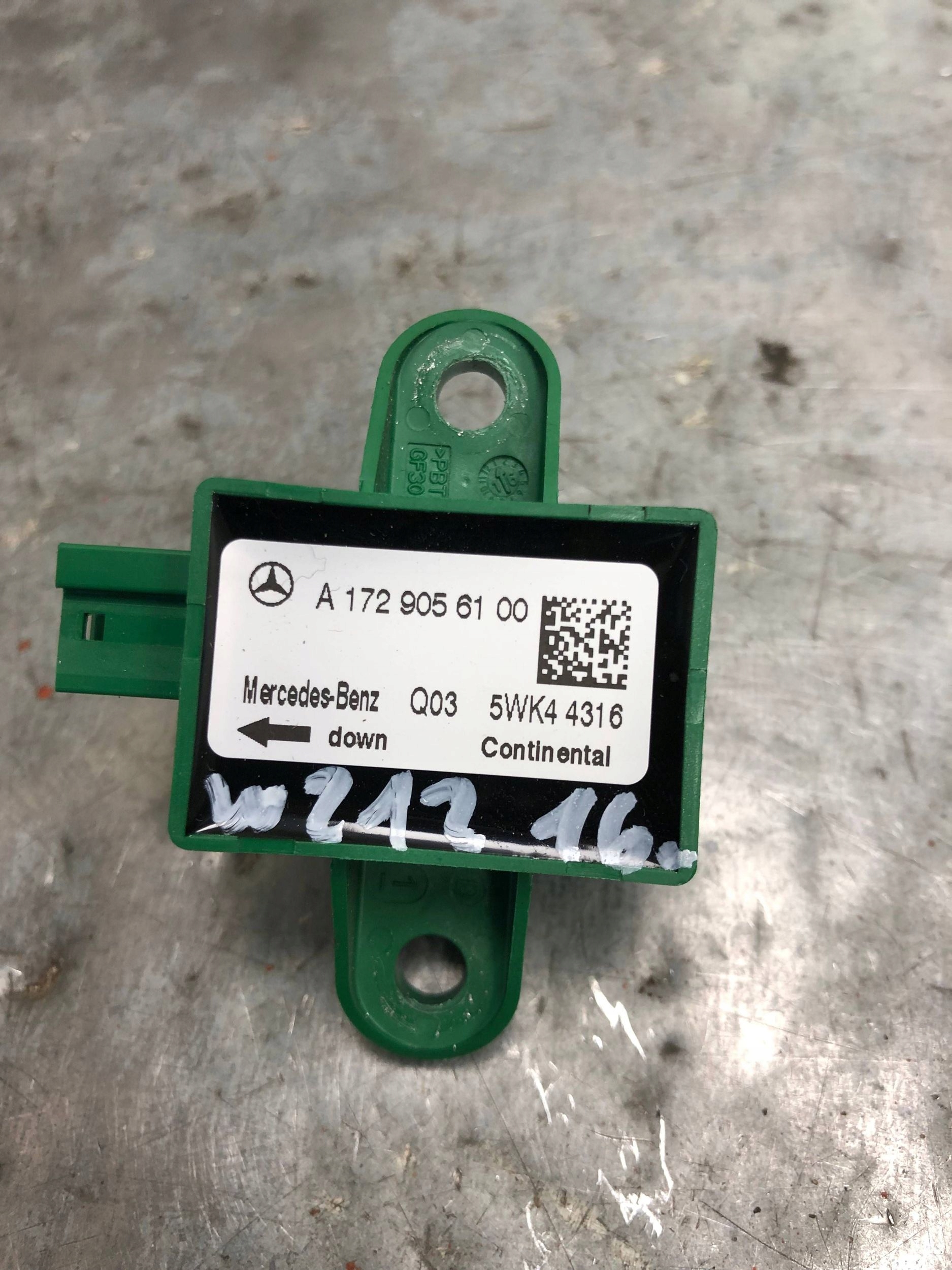 Crashsensor Drucksensor MERCEDES W212 KOMBI LIFT A1729056100
