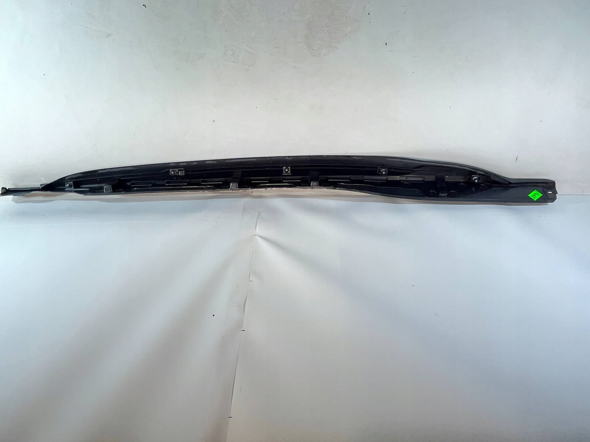 moulding threshold side Cupra Born 10E853856A