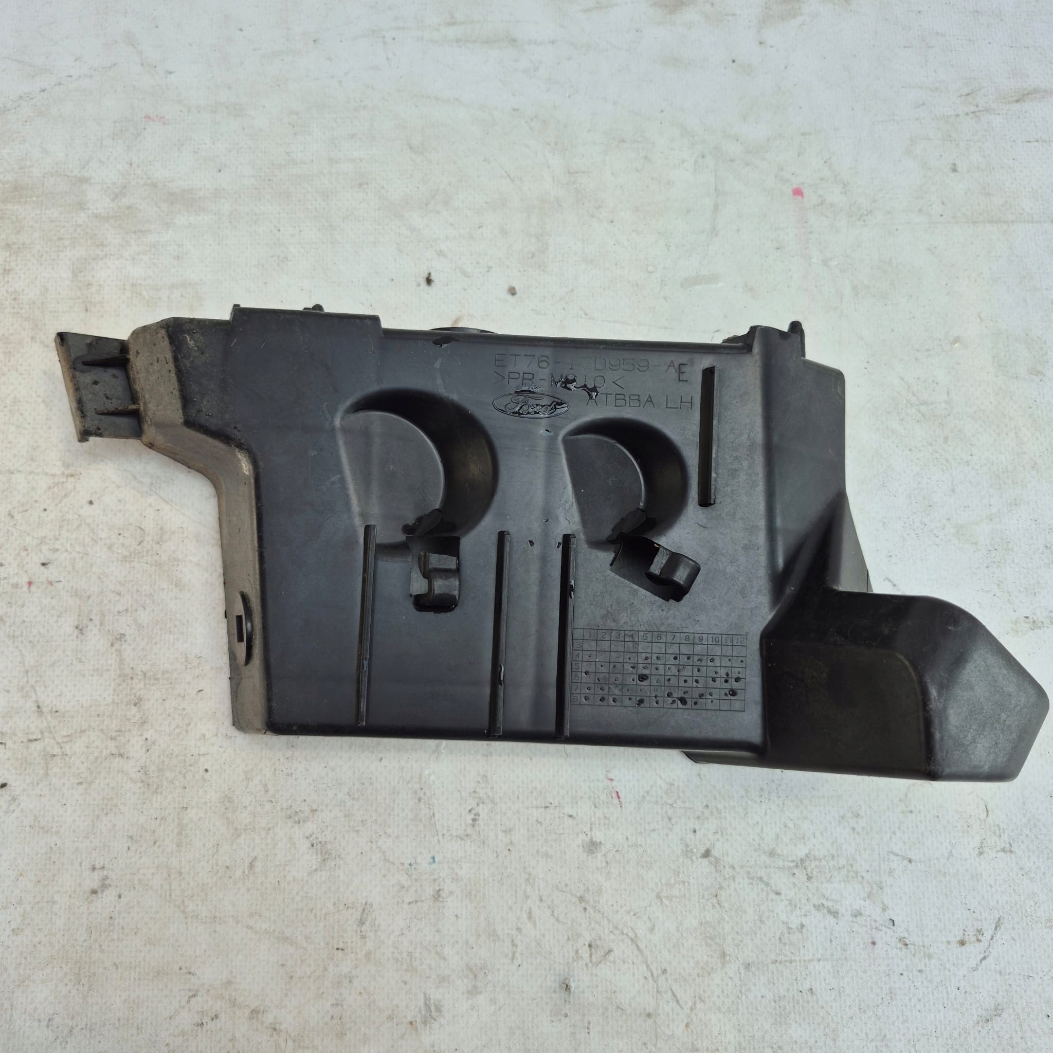 FORD TRANSIT TURNEO COURIER 14- bumper bracket left front ET76-17D959-AE