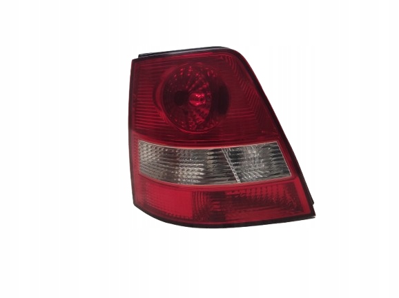 KIA SORENTO 1 I 02-07 LAMPA LEWA TYŁ