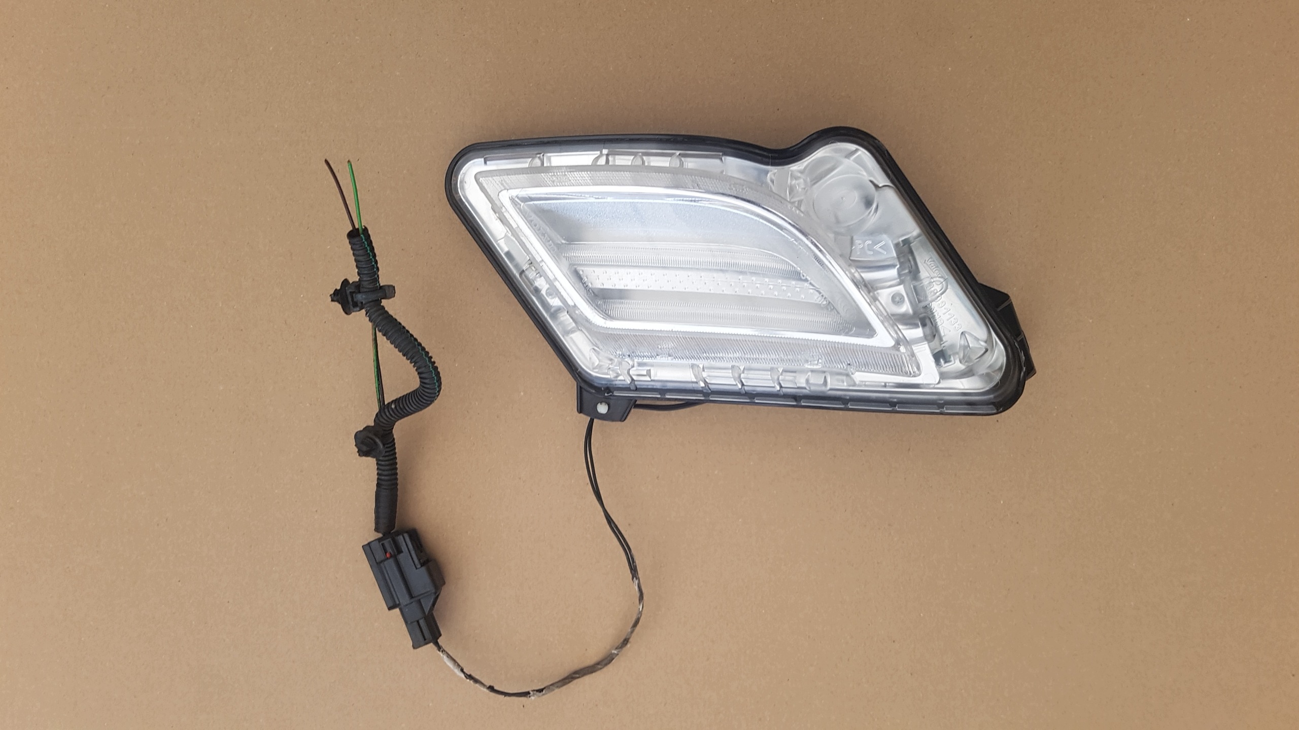 LED DRL left VOLVO S60 II, V60 II 10-13 89091133