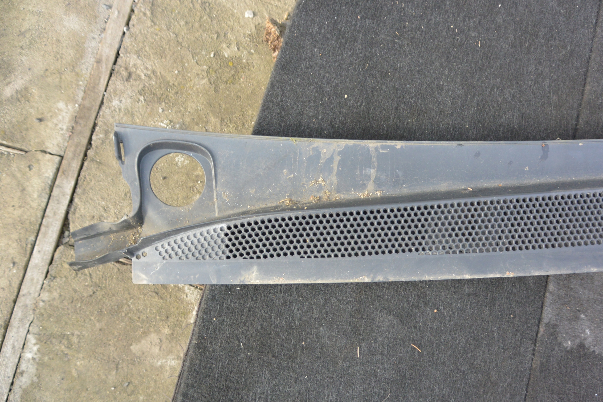 torpedo cover upper CITROEN C4 PICASSO II 9675943577