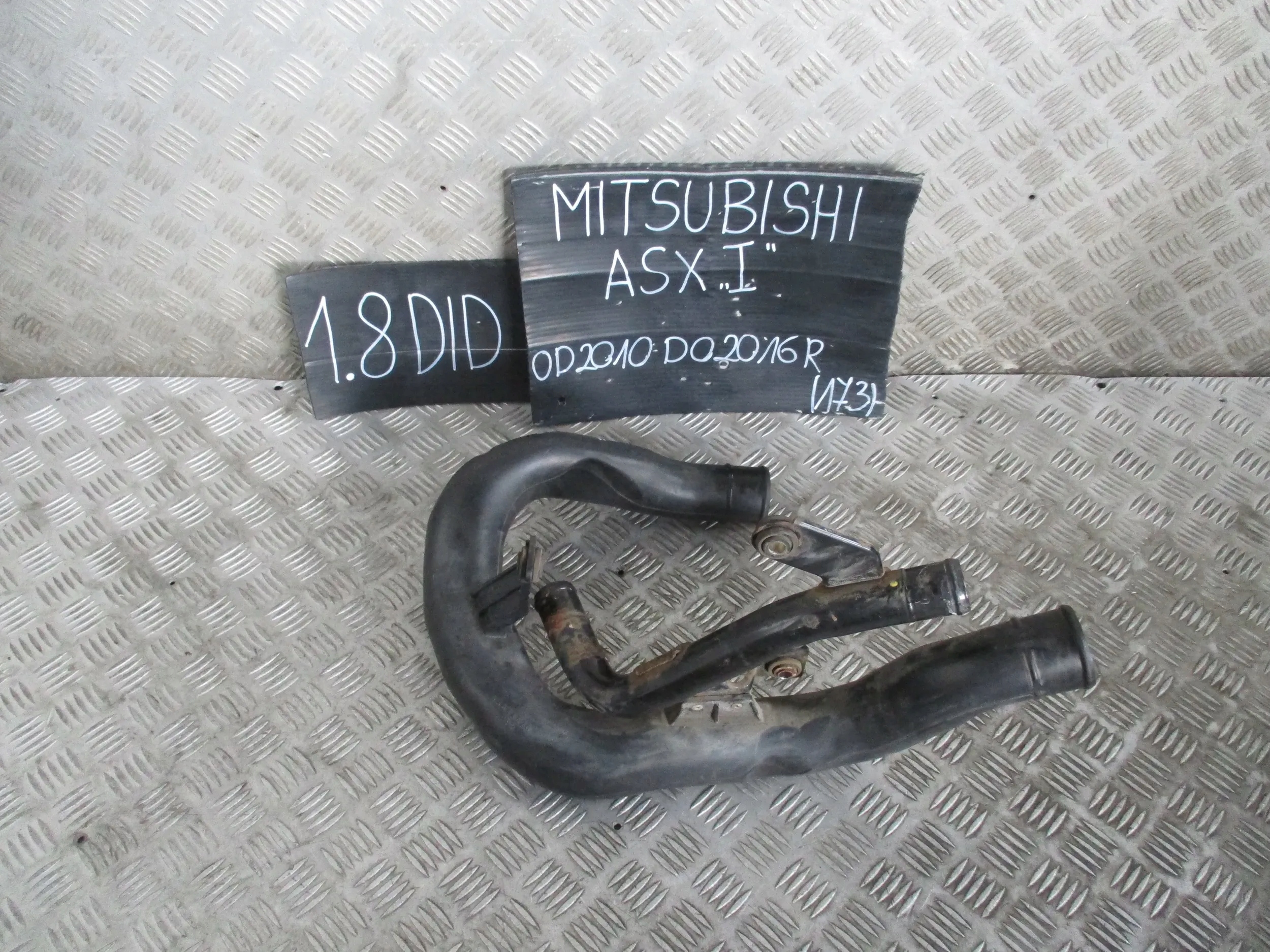 труба интеркулера mitsubishi ASX 1.8 DID 10-16r