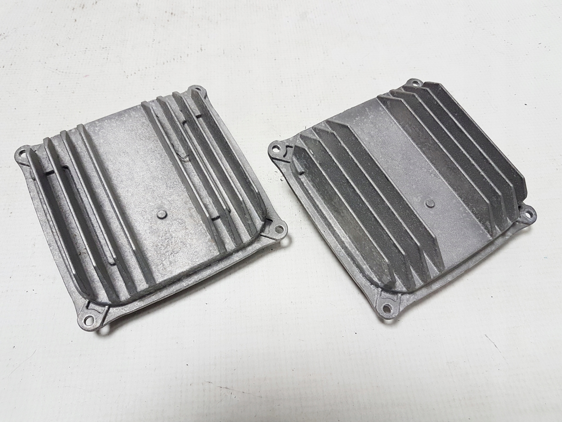 Moduł sterownik LED Mercedes A2189009800 Producent części Mercedes-Benz OE