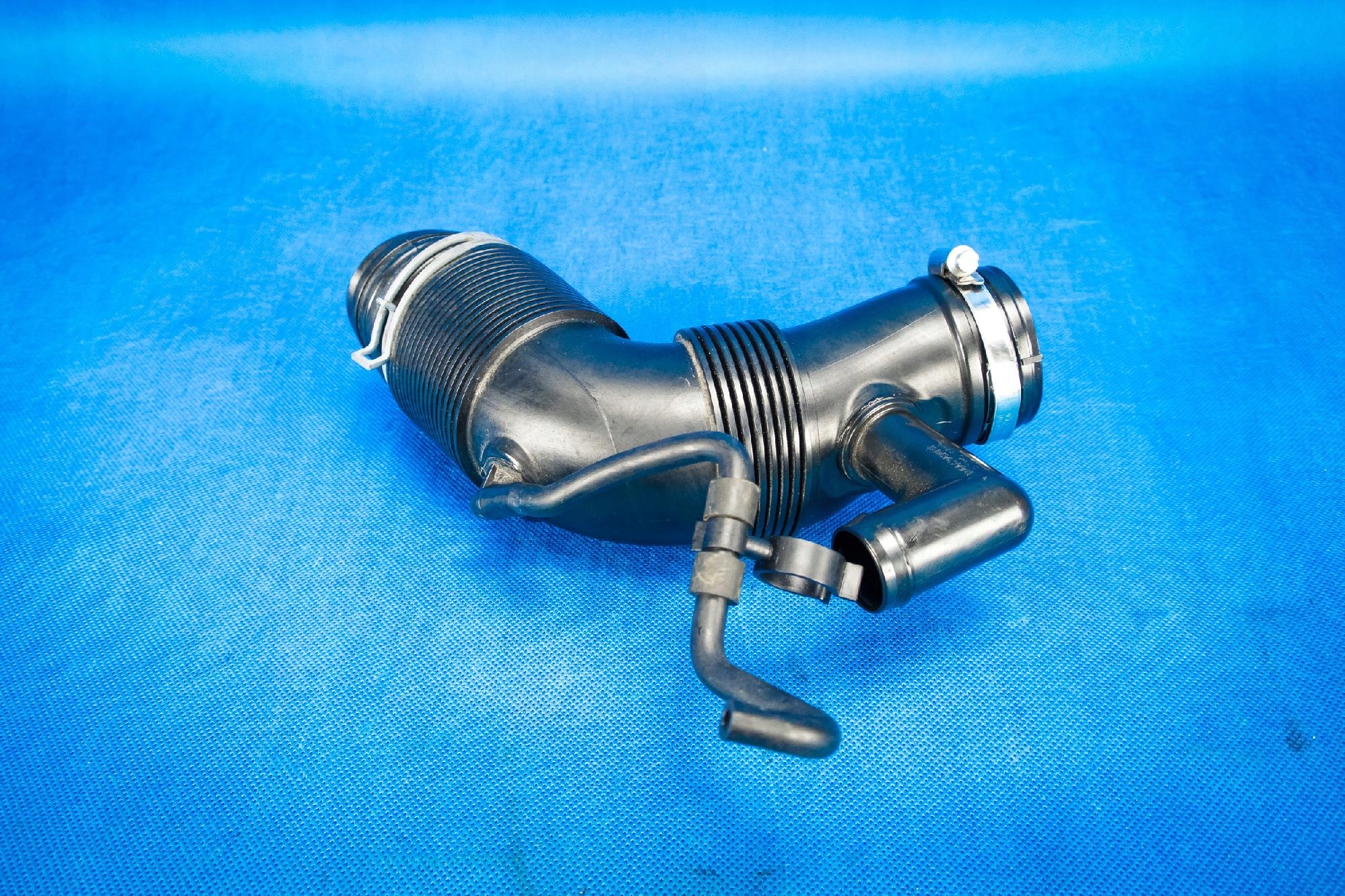 suction pipe air Audi A1 Polo 6R 6R0129654C