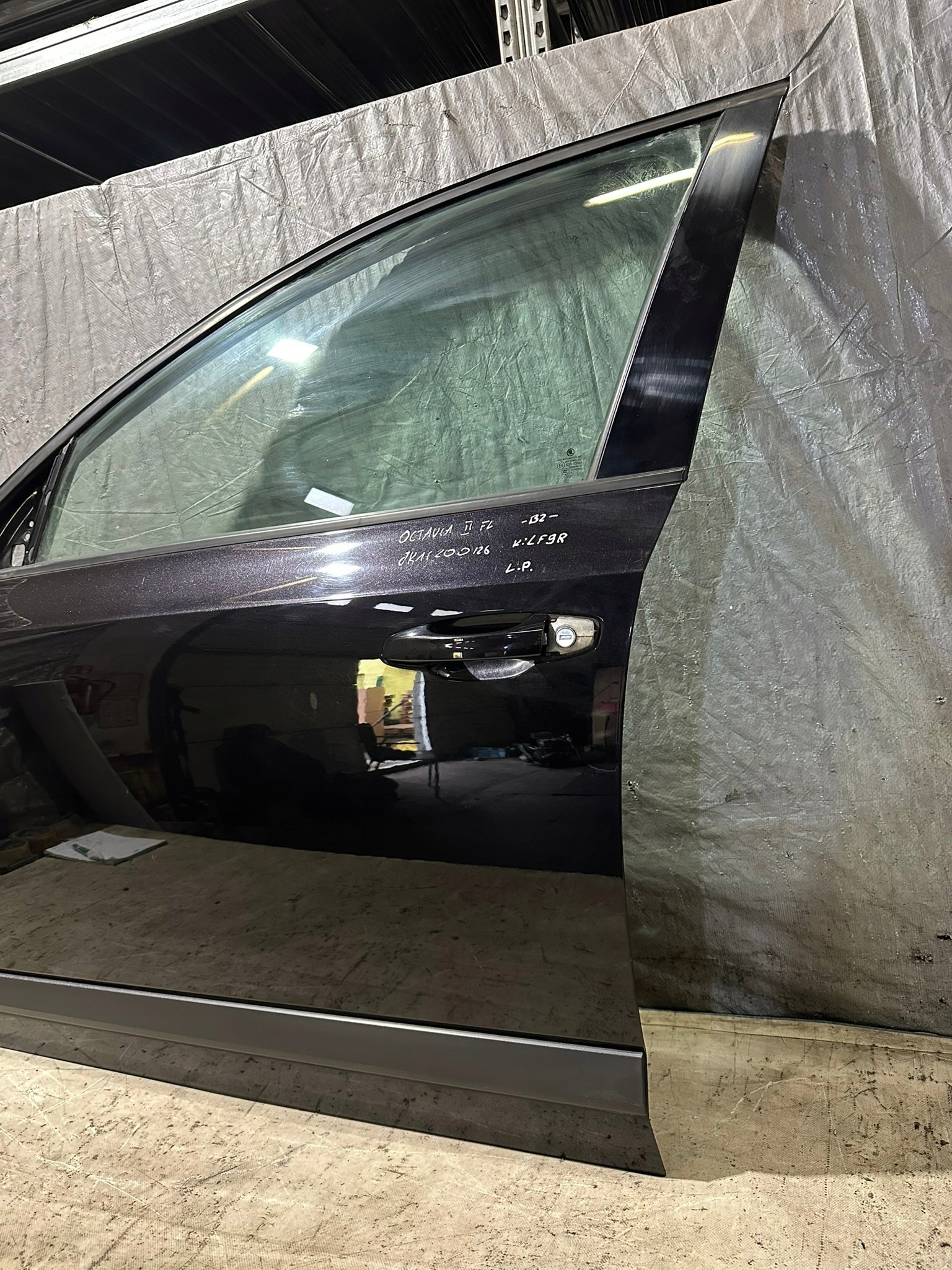 door left front SKODA OCTAVIA III SCOUT KOMBI LF9R
