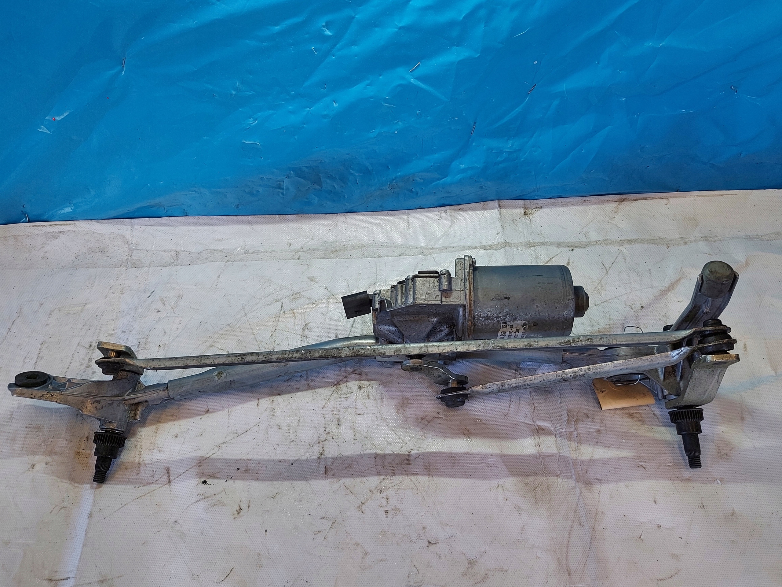 wiper mechanism BMW E91 7161711 front