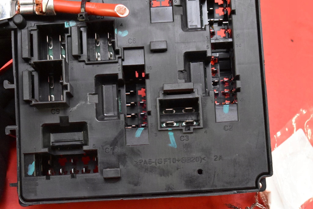 блок предохранителей 31473772 volvo S90 2 II 2.0 D4 190 ЛС 16-20