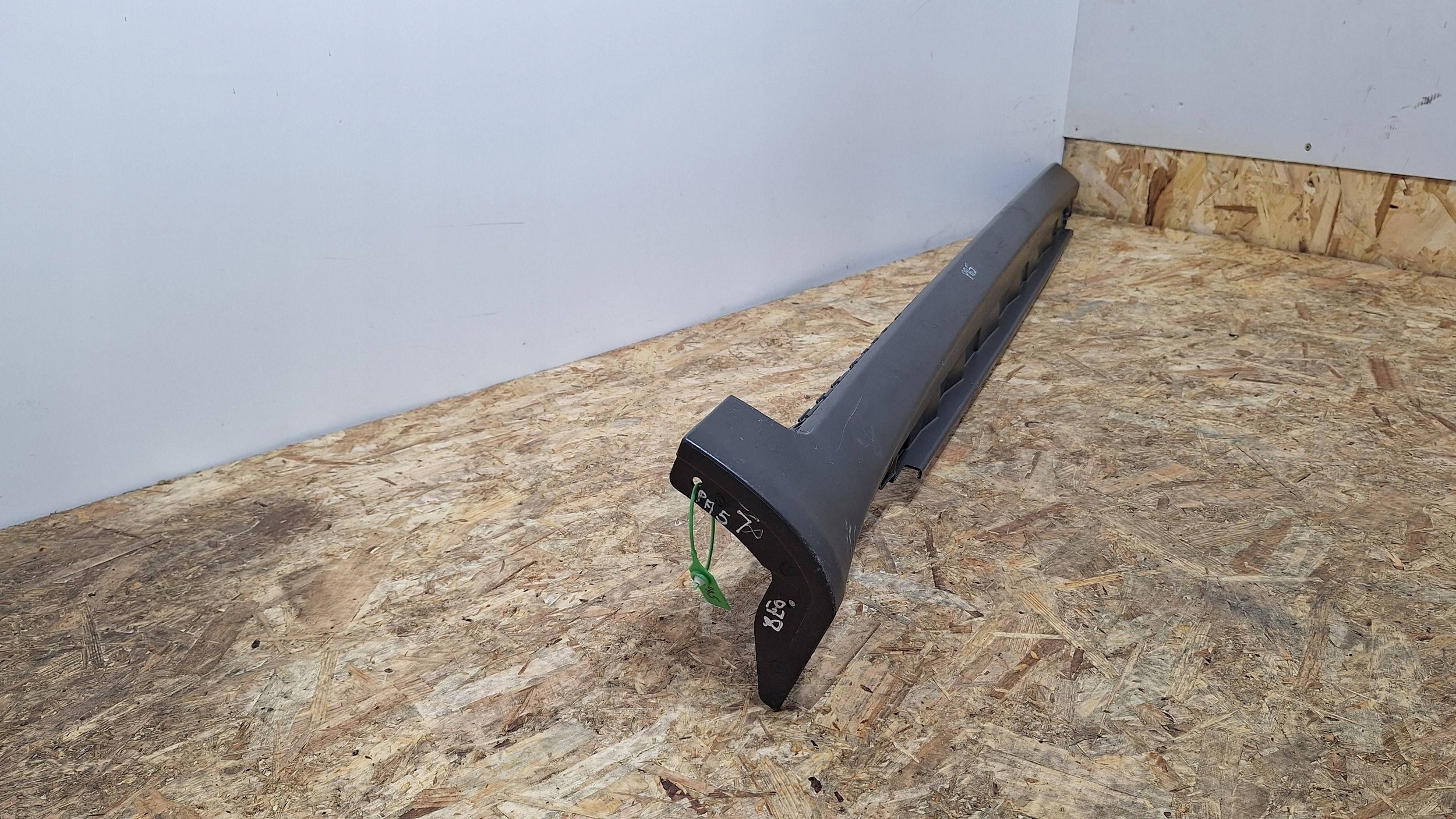 cap threshold moulding threshold left AUDI A4 B7 04- 8E0853859A