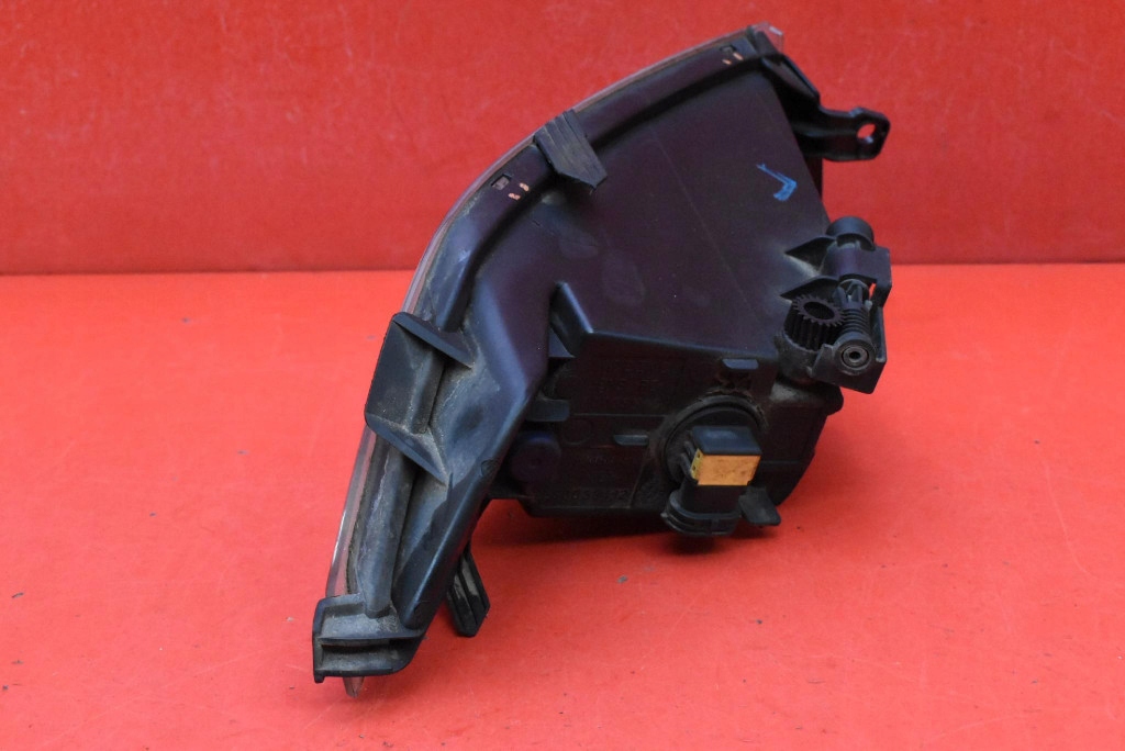 fog light left front front 6V0941699 SKODA FABIA 3 III NJ 14-18
