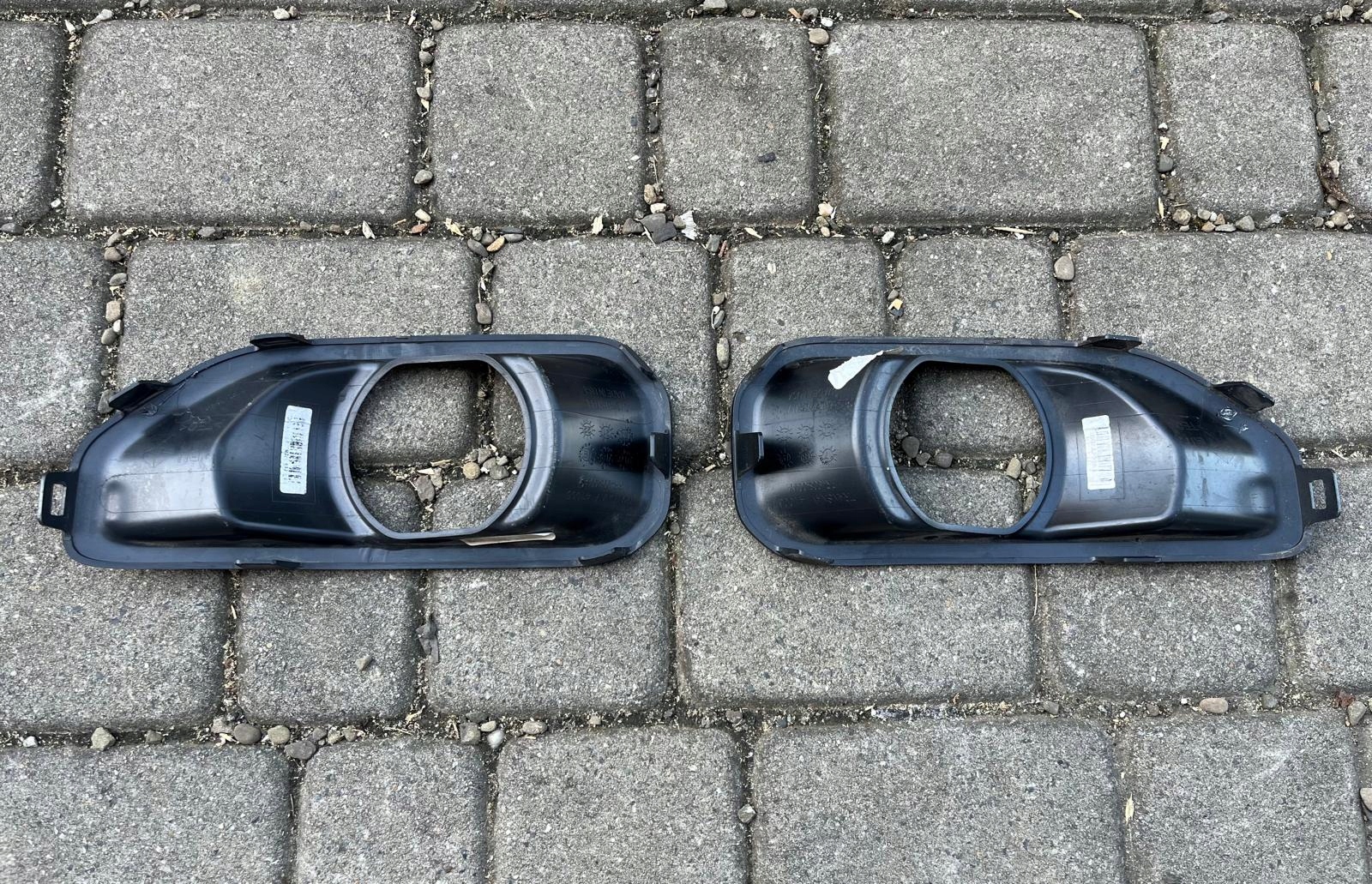 RAMKA HALOGENU OSŁONA OBRAMÓWKA PRAWA LEWA JEEP WRANGLER JL GLADIATOR Typ samochodu 4x4/SUV Samochody osobowe