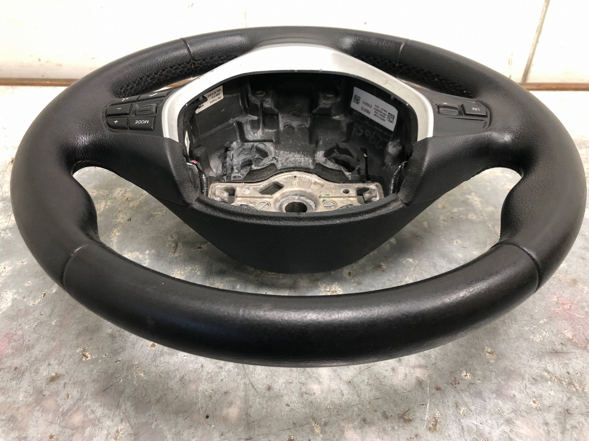 lenkrad Leder MULTIFUNKCJA BMW F31 62560181D