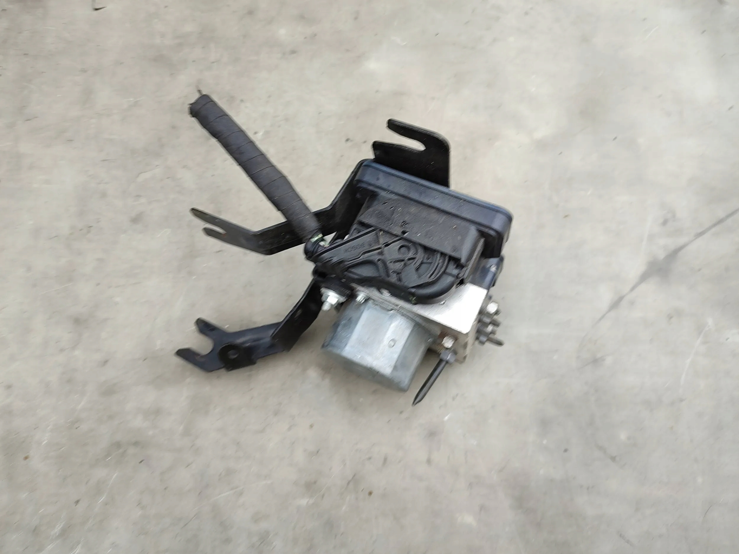 POMPA ABS STEROWNIK Dacia Duster II 2019