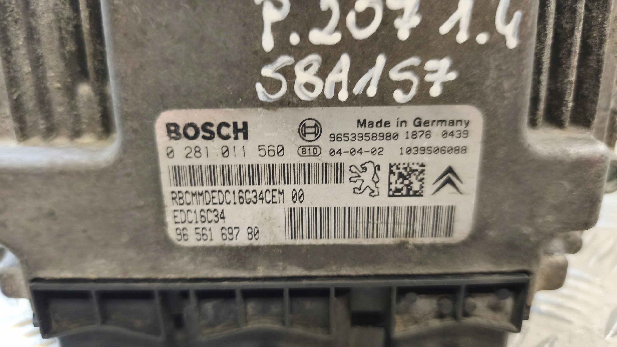 computer control unit of the engine PEUGEOT 207 1.4D 0 281 011 560