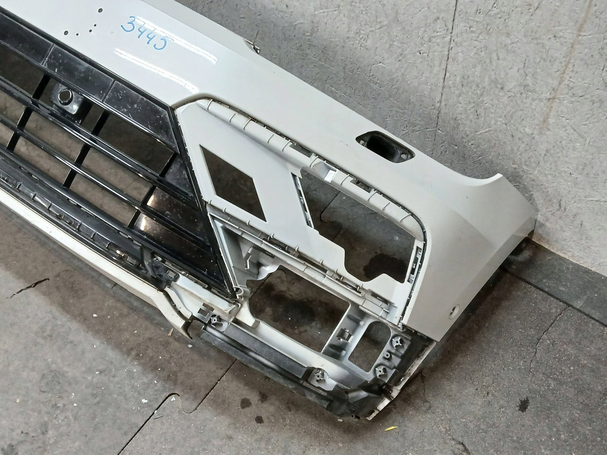 bumper front VW TIGUAN II 2 R LINE 15-19 5NA