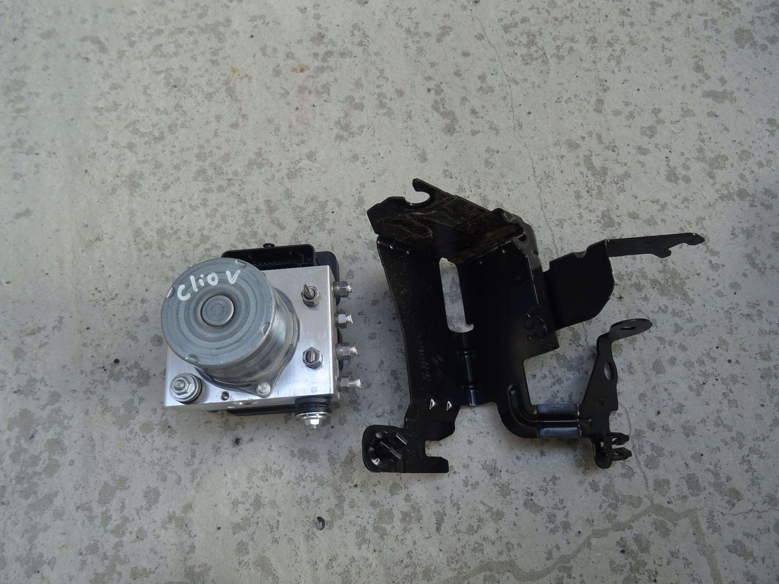 Sterownik Pompa ABS Blacha Renault Clio V