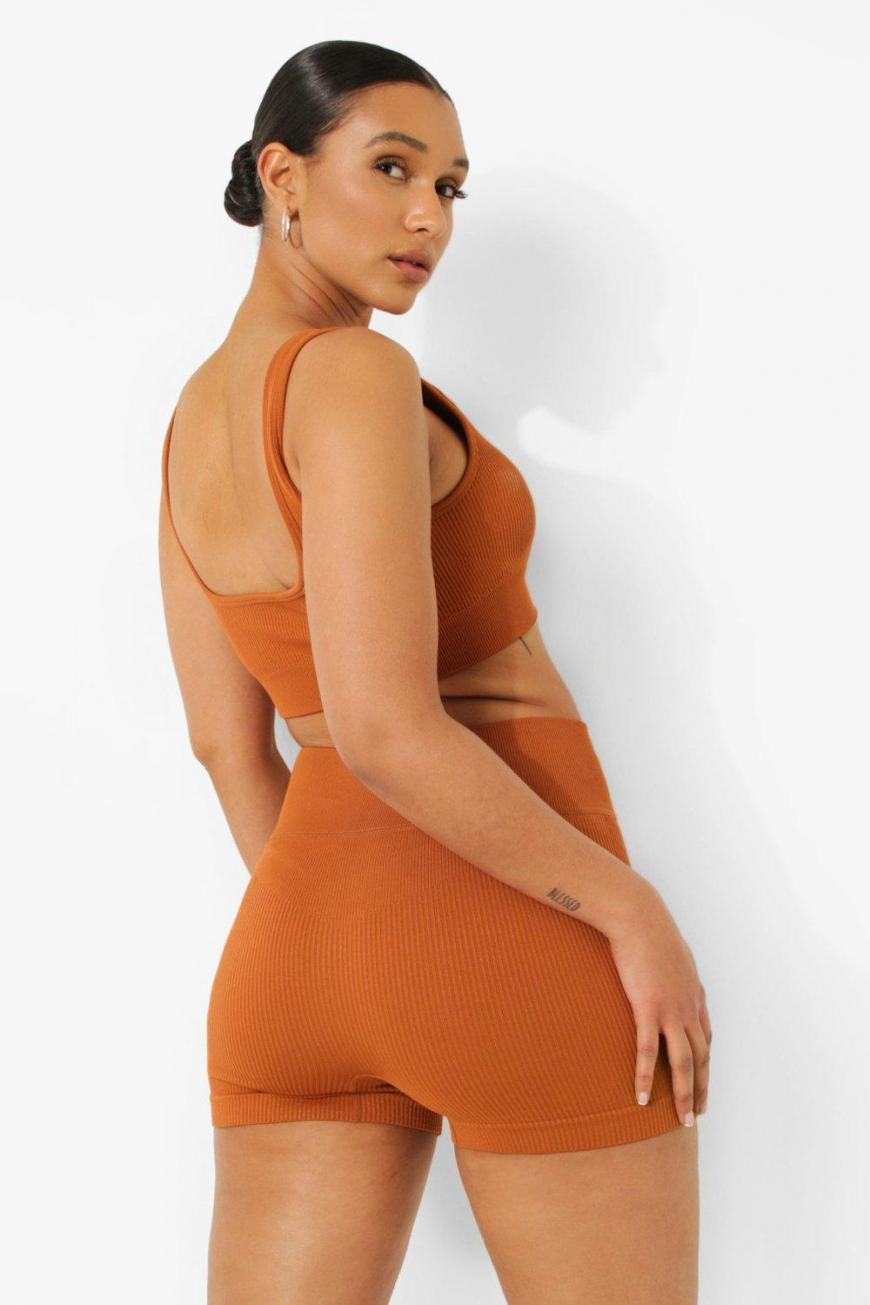 BOOHOO PRĄŻKOWANY CROP TOP NA RAMIĄCZKACH S Cechy dodatkowe brak