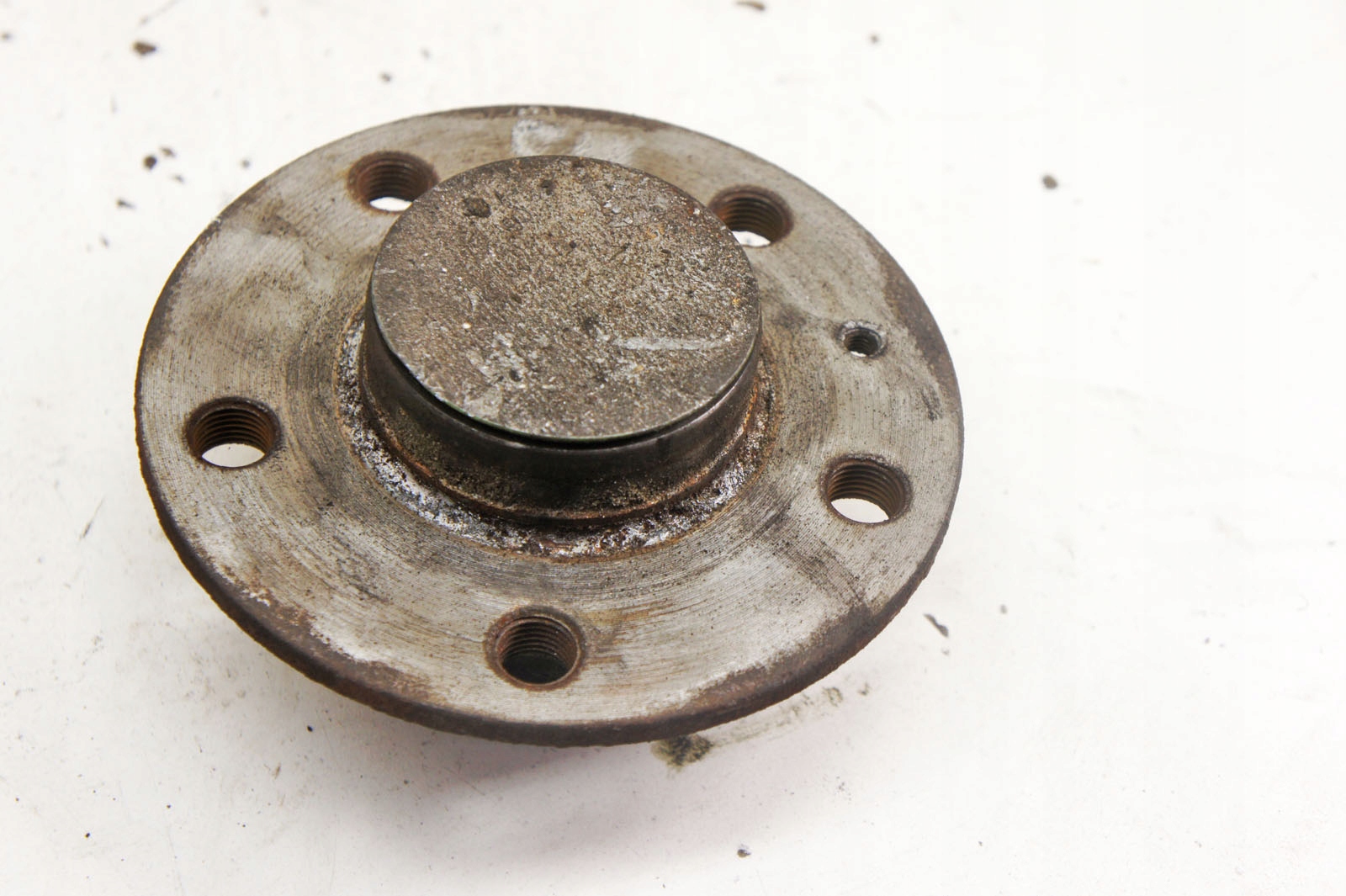 KT259 Audi A4 B9 2 0TDi Piasta Prawy Tyl