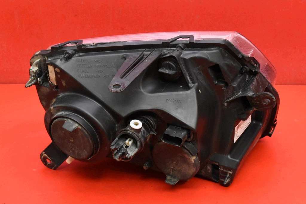 REFLEKTOR left light front EU 260605370R DACIA DUSTER 1 and HS 10-13
