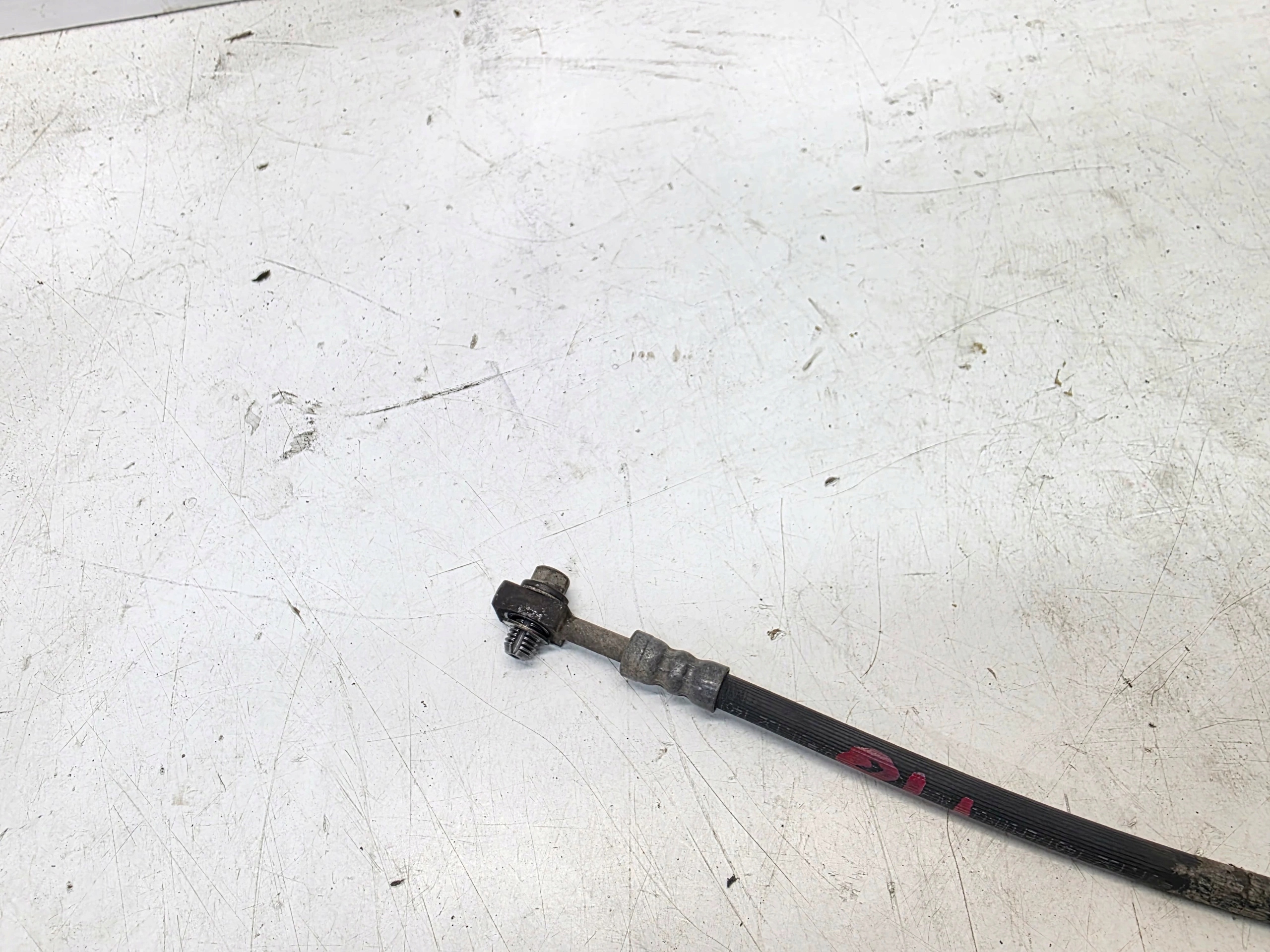vedení brzdový třmenu záď AUDI A4 B9 8W0611775C