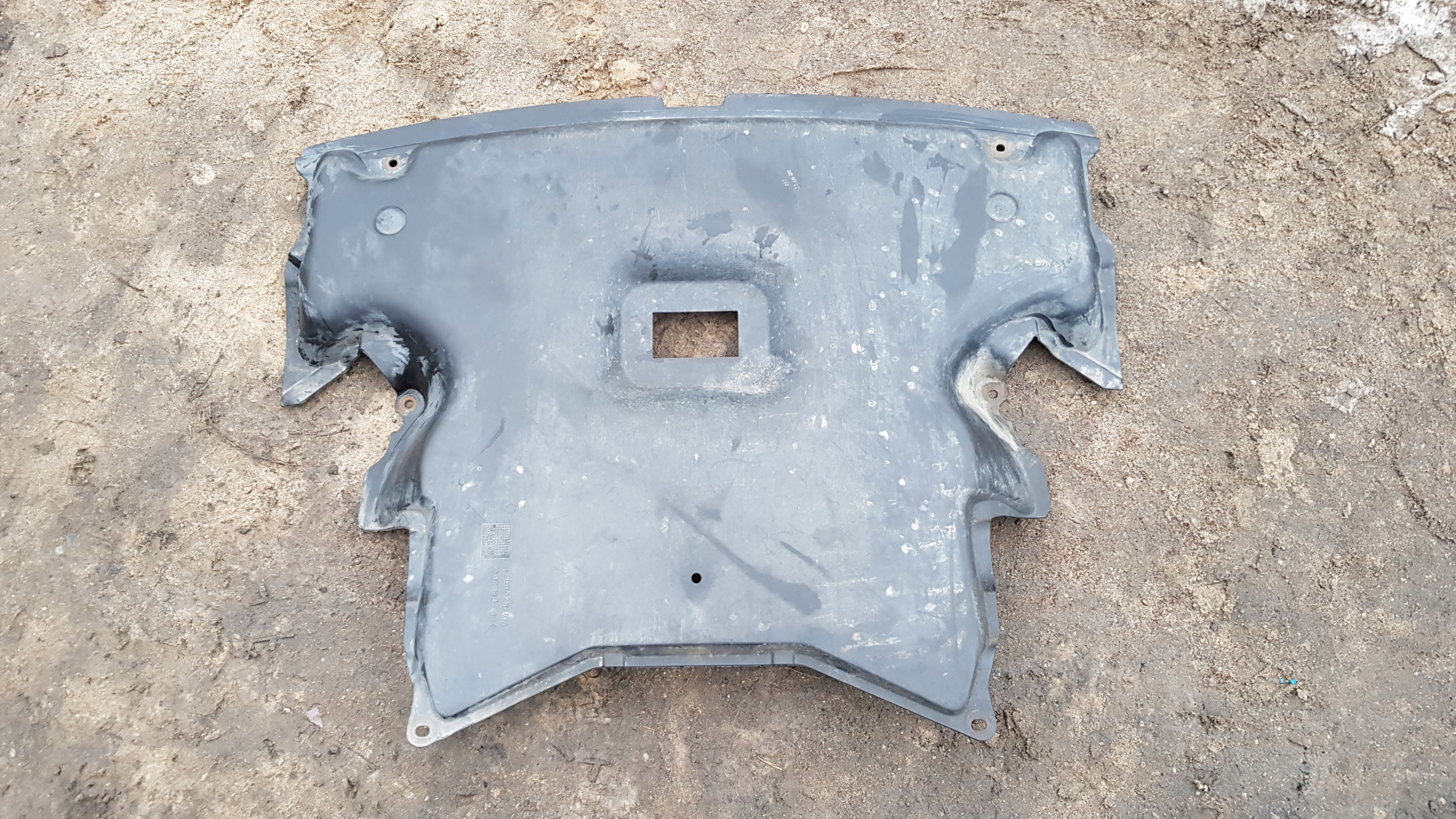 MERCEDES W203 cover below engine 1.8K