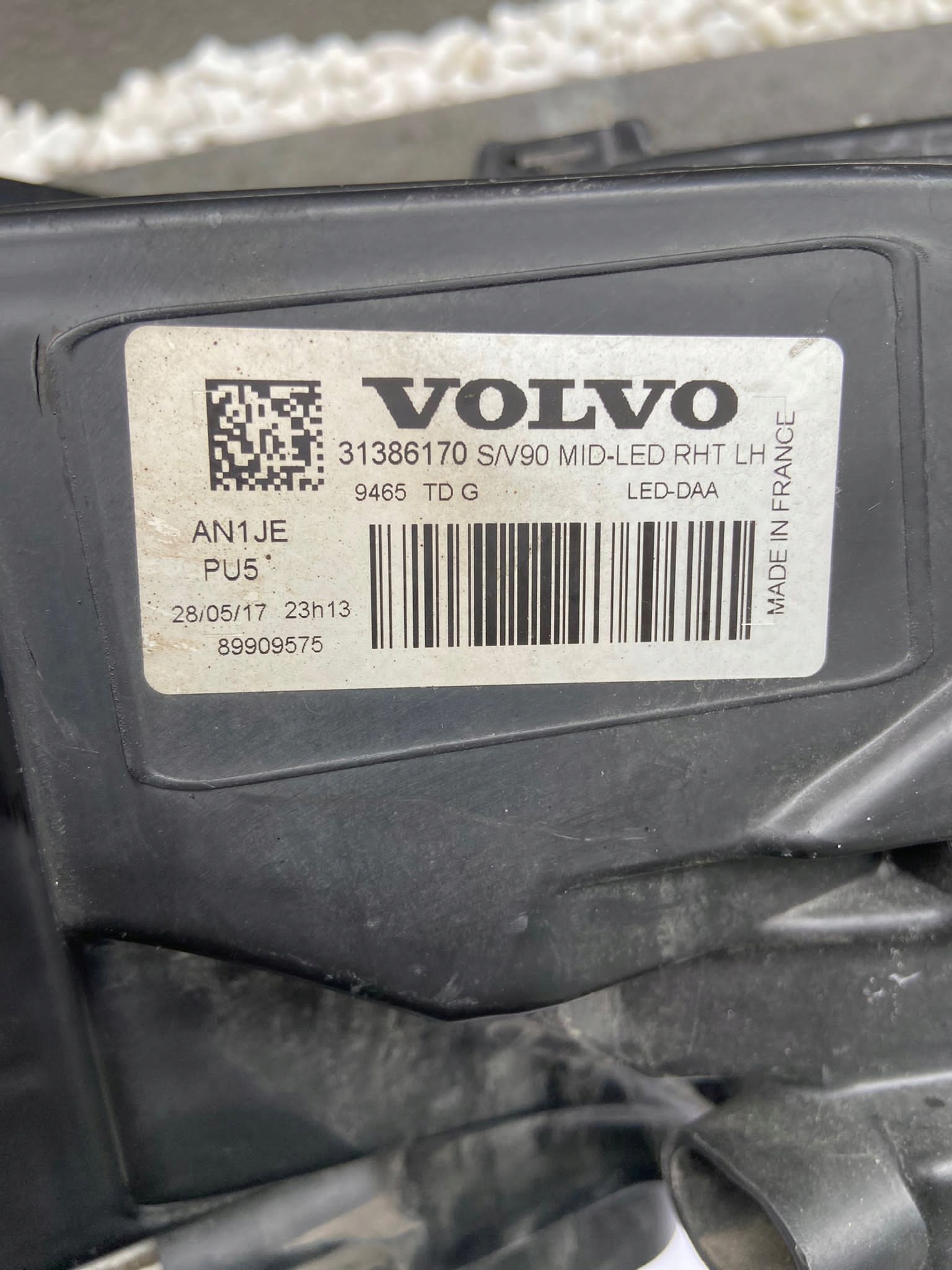 light left Volvo S90 V90 2017 Full Led 3 moduly