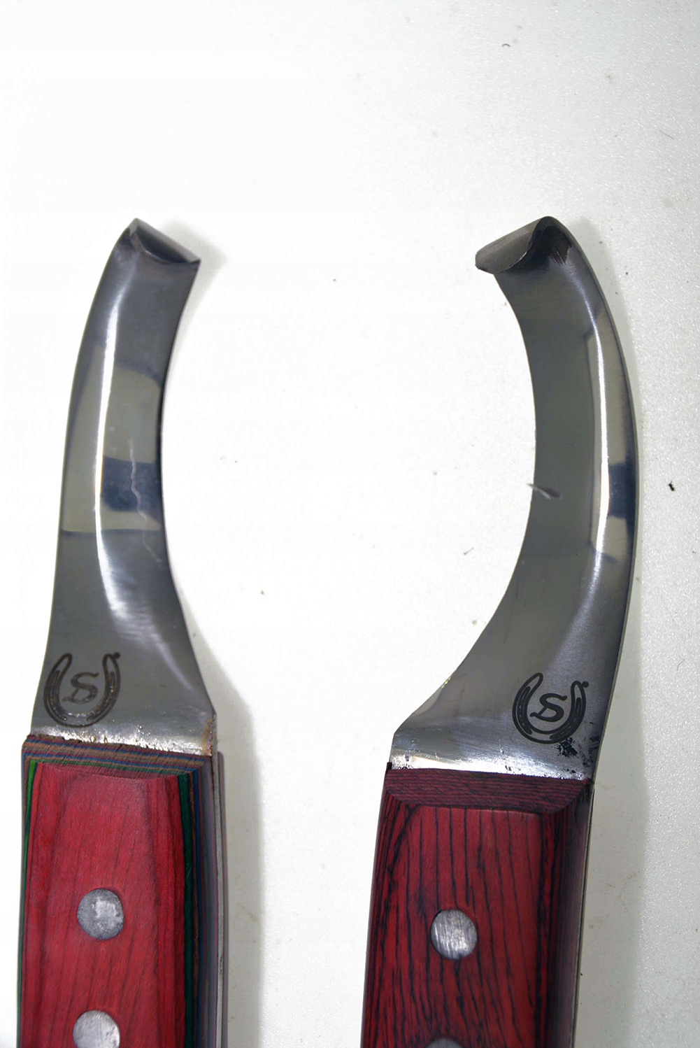 NÓŻ DO KOREKCJI KOPYT -RACIC PROFESJONALNY Model Uniwer.