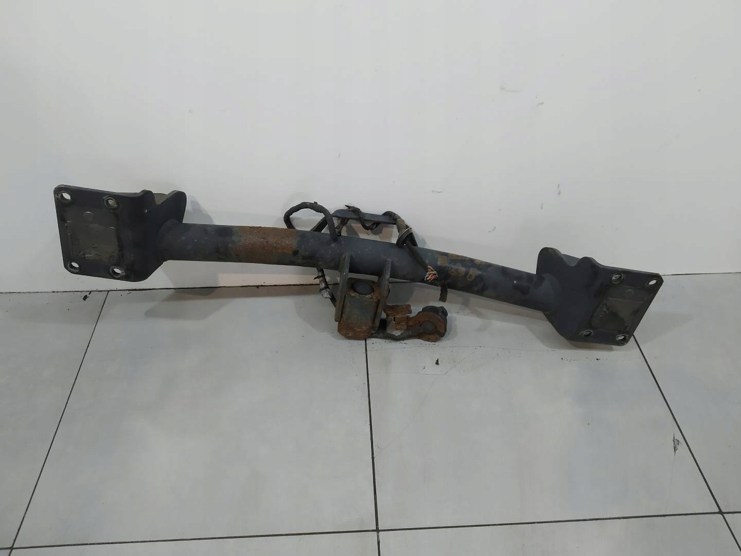 tow does not have KULI Bmw X5 II (2006-2013) E70