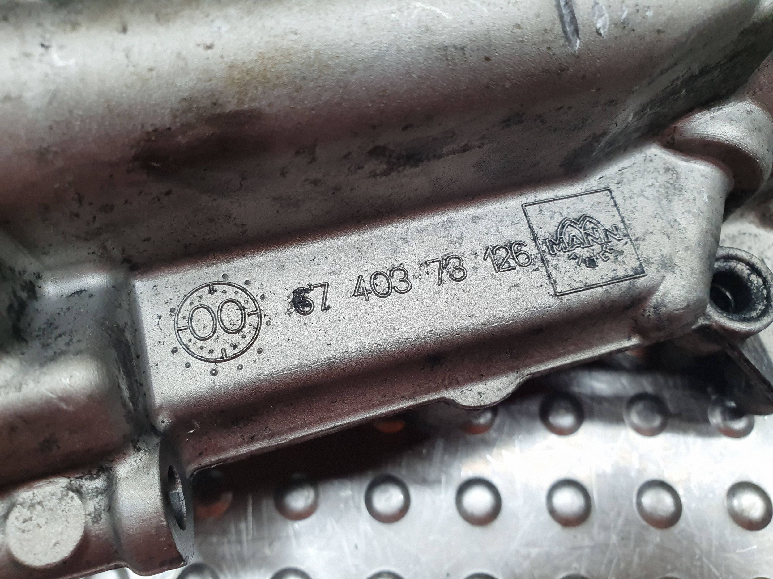 Ölfiltergehäuse 7787072 BMW E46 E87 E90 E60 X3 E83 2.0D M47