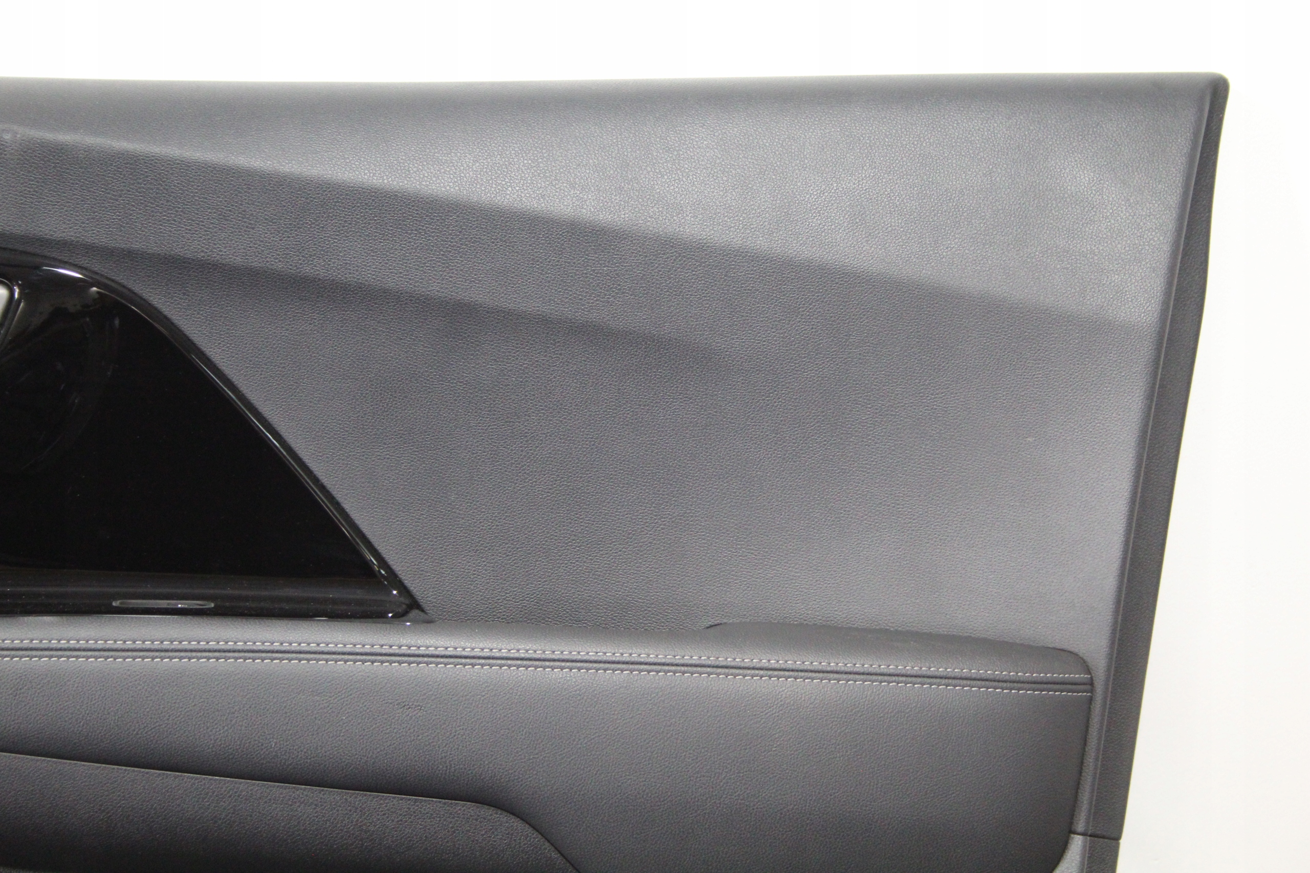 side door right front KIA NIRO 1 and LIFT