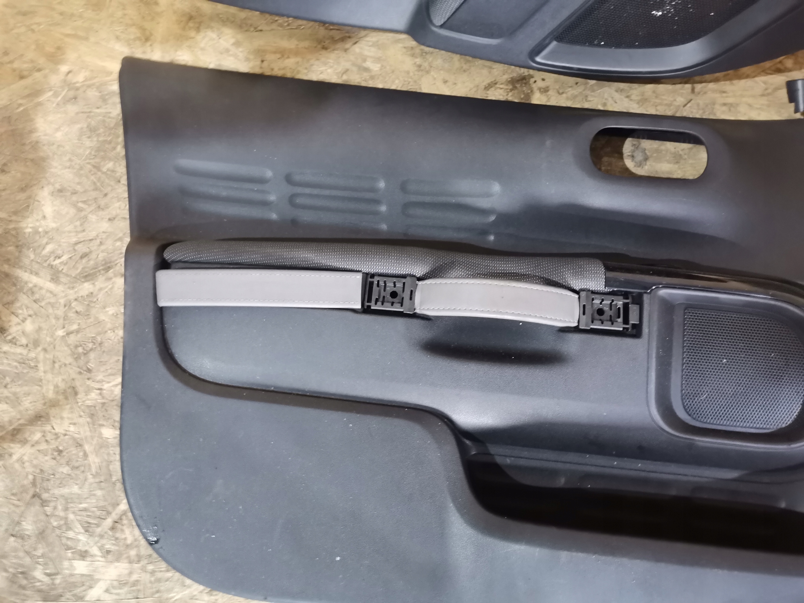 side door KOMPLET CITROEN C4 CACTUS 14-17r