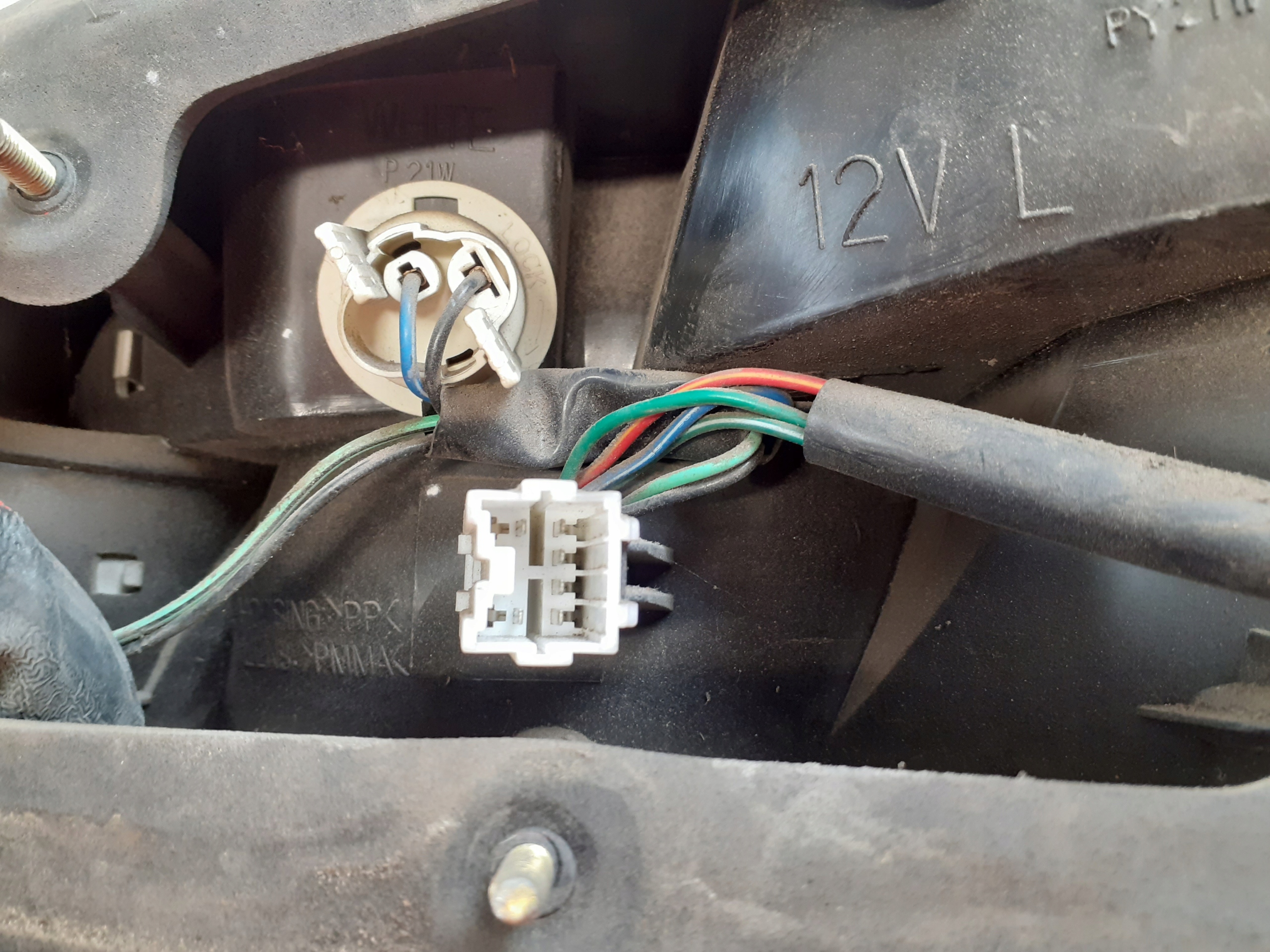 Hyundai Coupe and light rear part right