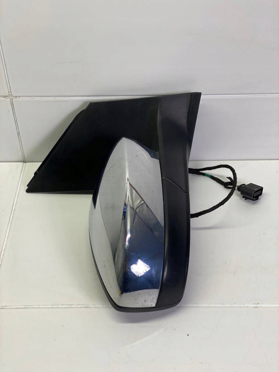 mirror exterior right side Volkswagen Up facelift 2016 1S1857508AB9B9