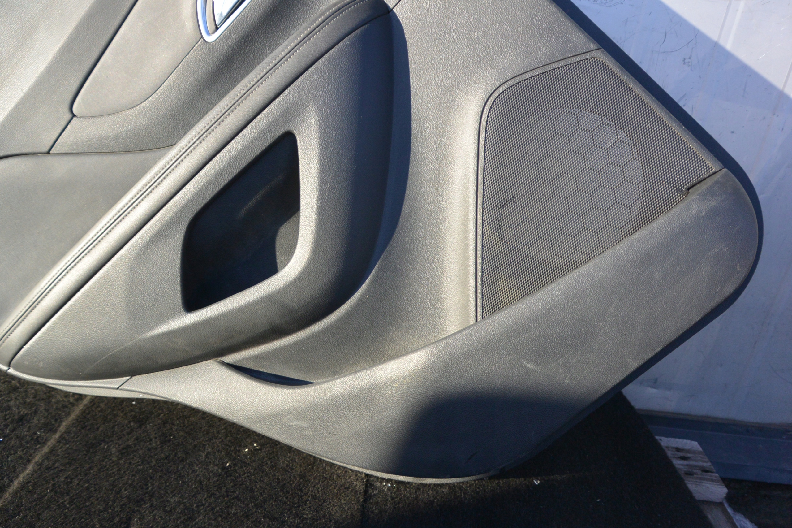 BUICK ENCORE OPEL MOKKA 2017-2022 side door left rear part AVF84542