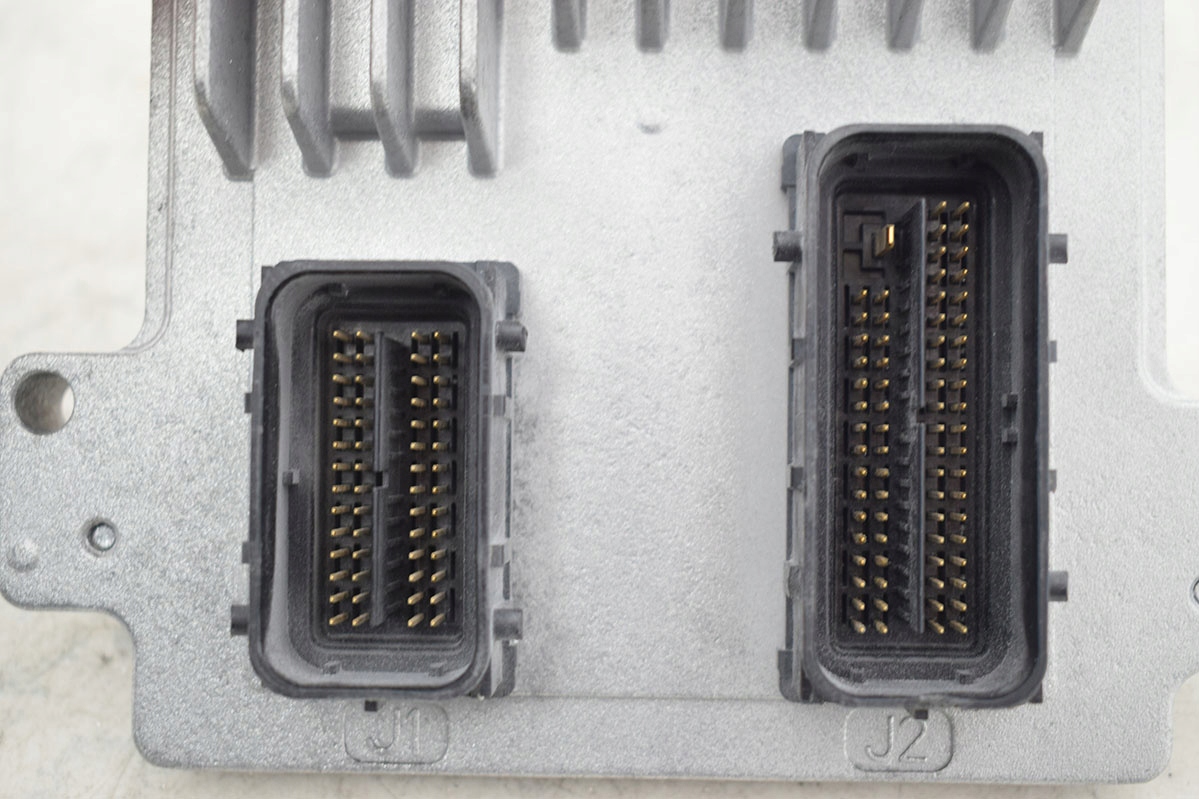 computer control unit OPEL 55583737 AA52