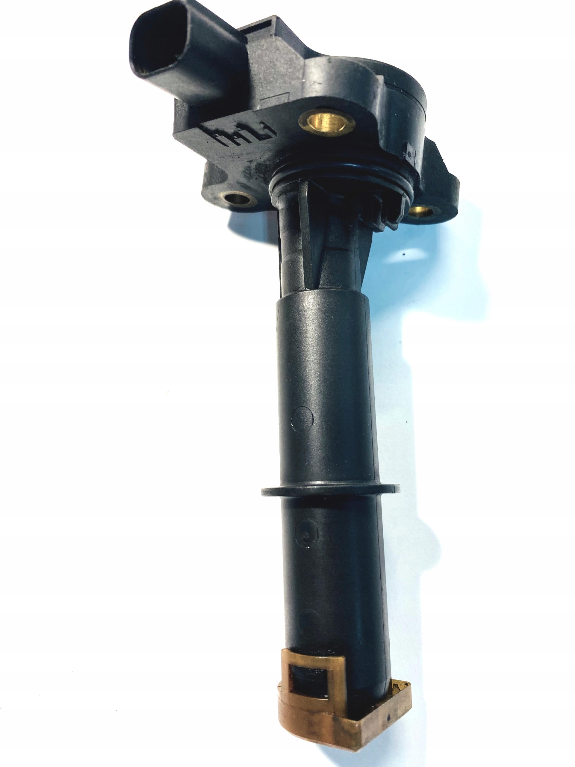 A 000 905 04 01 czujnik poziom oleju Mercedes