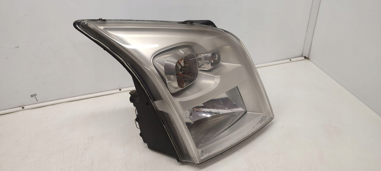 light front front right Ford Transit MK7 2,4