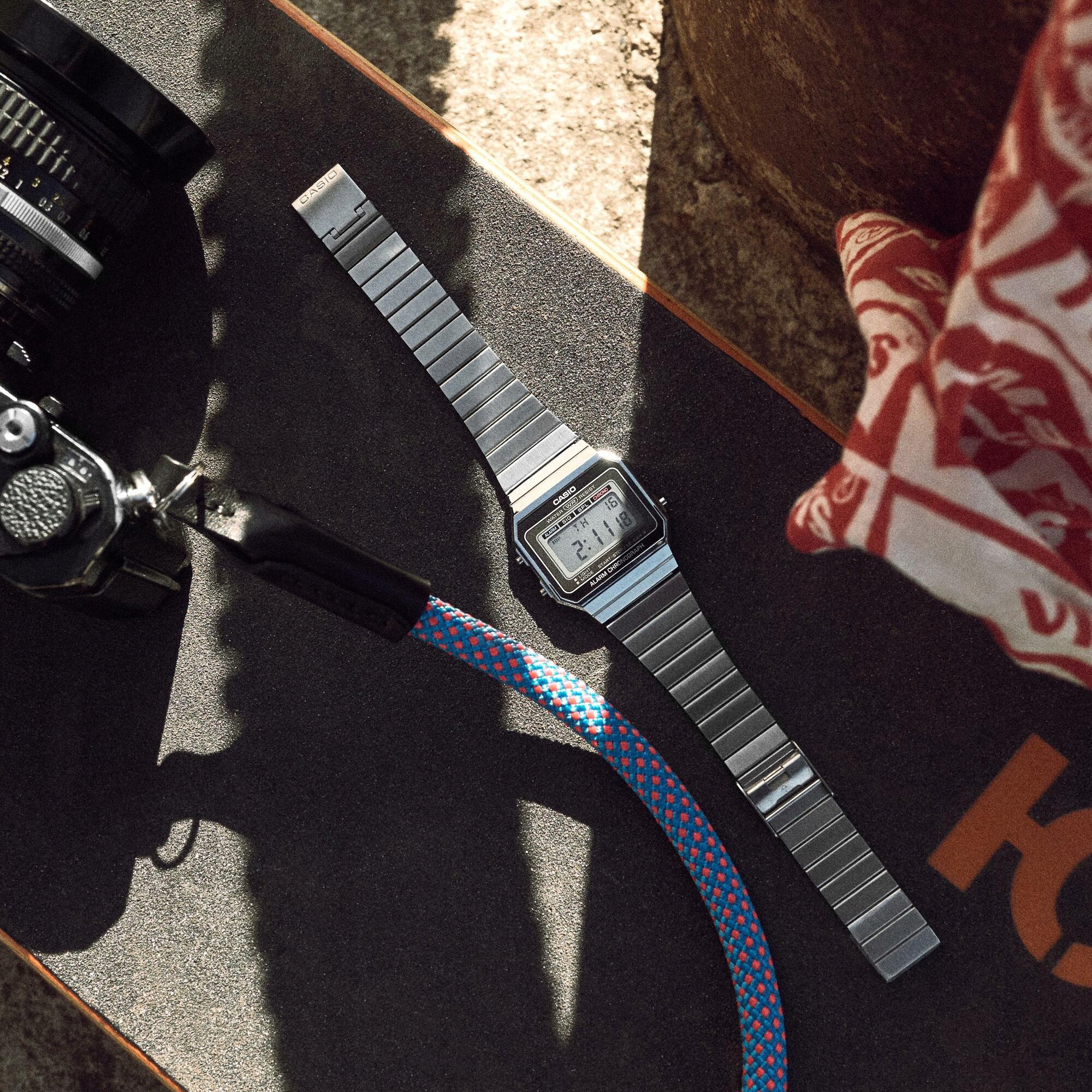 Zegarek Casio Vintage A700WE-1AEF srebrny Materiał paska stal