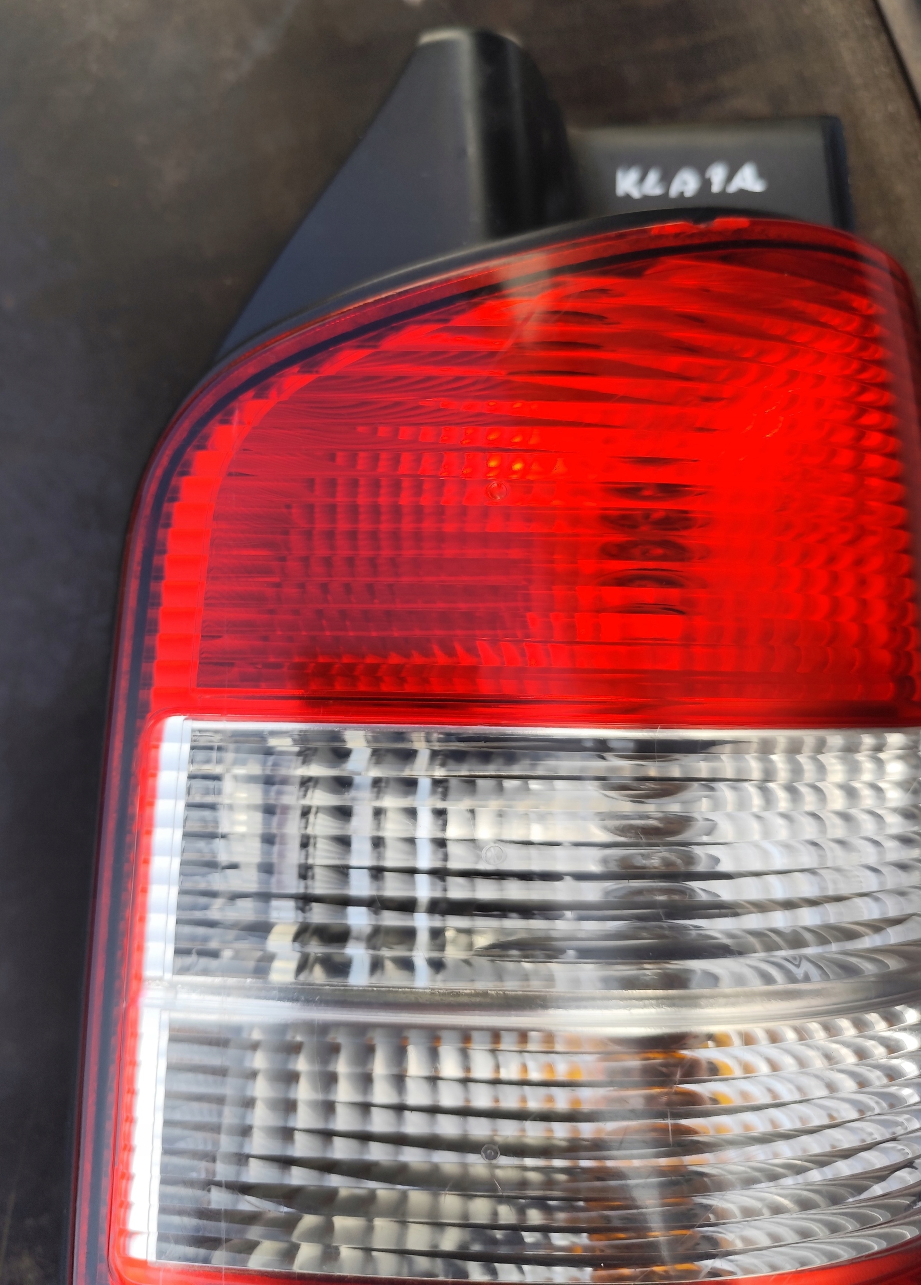 VW T5 LIFT light rear rear part trunk door cover boot right originál