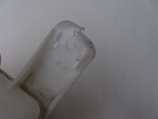 washer fluid tank SUZUKI KIZASHI