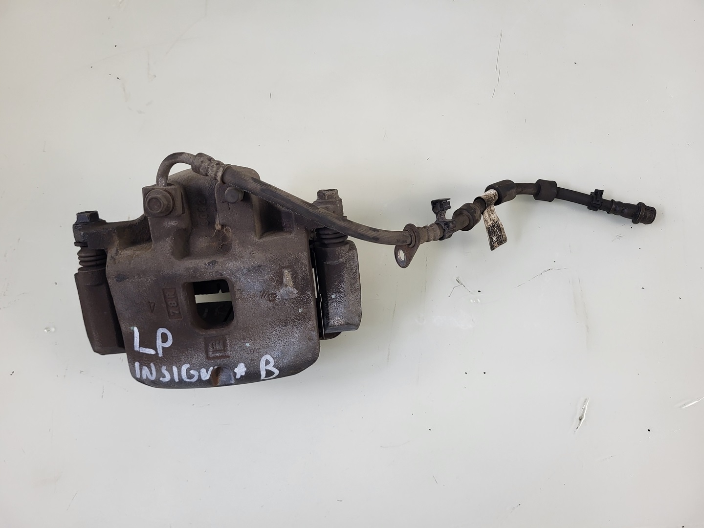 caliper brake left front front 2.0 cdti OPEL INSIGNIA B 84120872