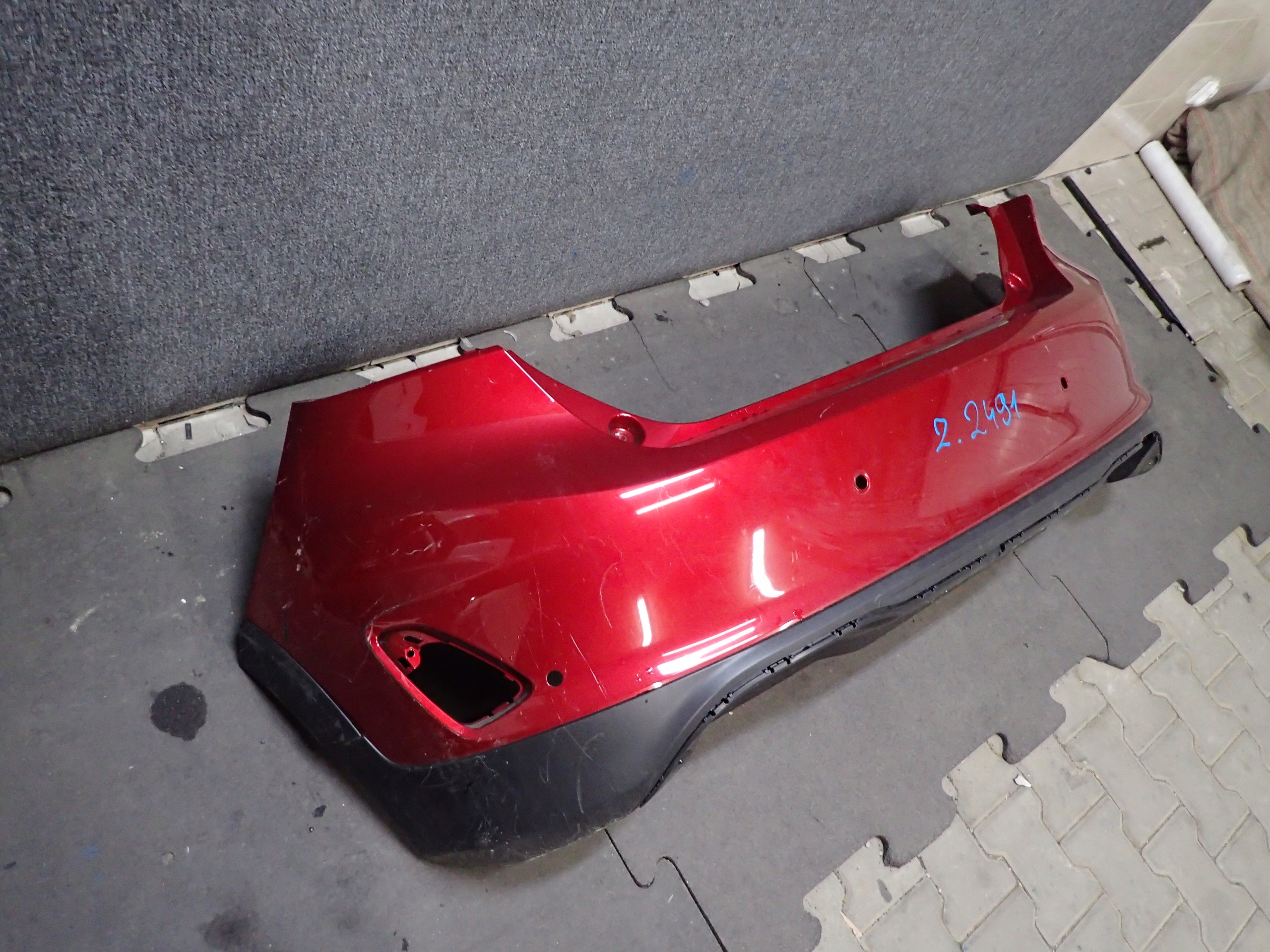 STOSSSTANGE HECK FORD FIESTA MK8 ACTIVE