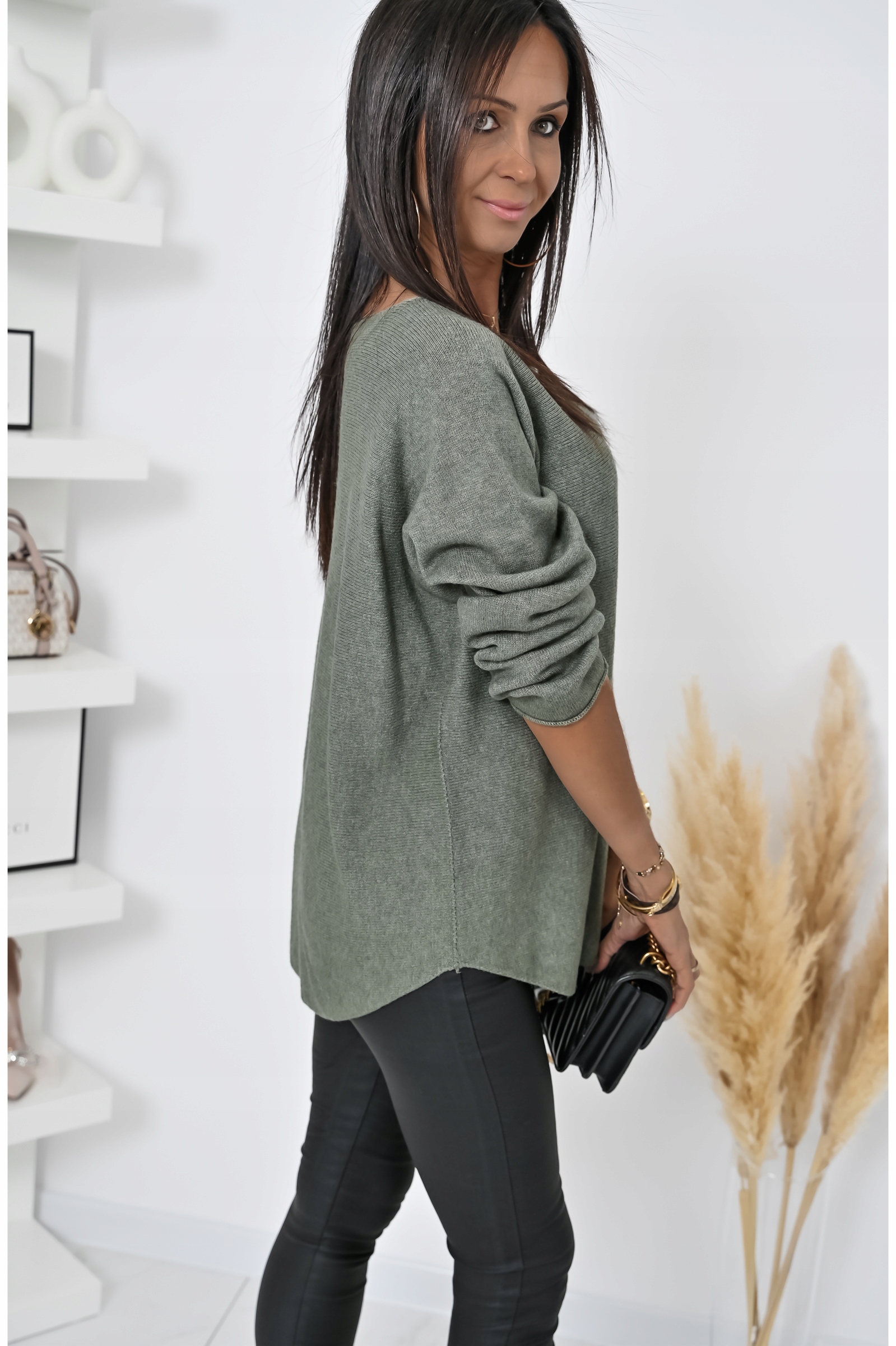 GŁADKI LEKKI CASUALOWY SWETEREK OUTLINE! WZ.2 Rozmiar uniwersalny